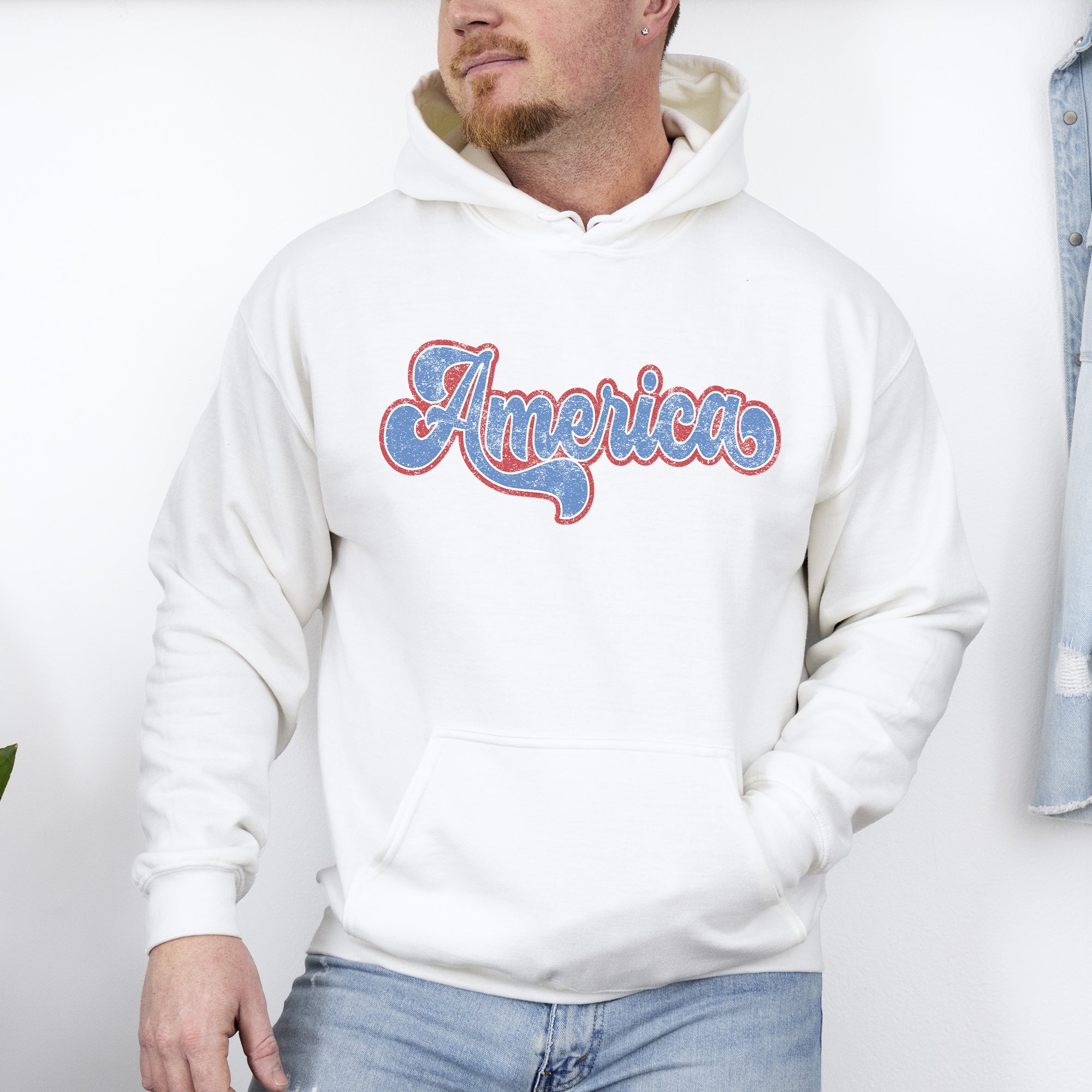 Retro America Grunge Vintage Patriotic USA 4th Of July Americana Flag Inspired Graphic Hoodie