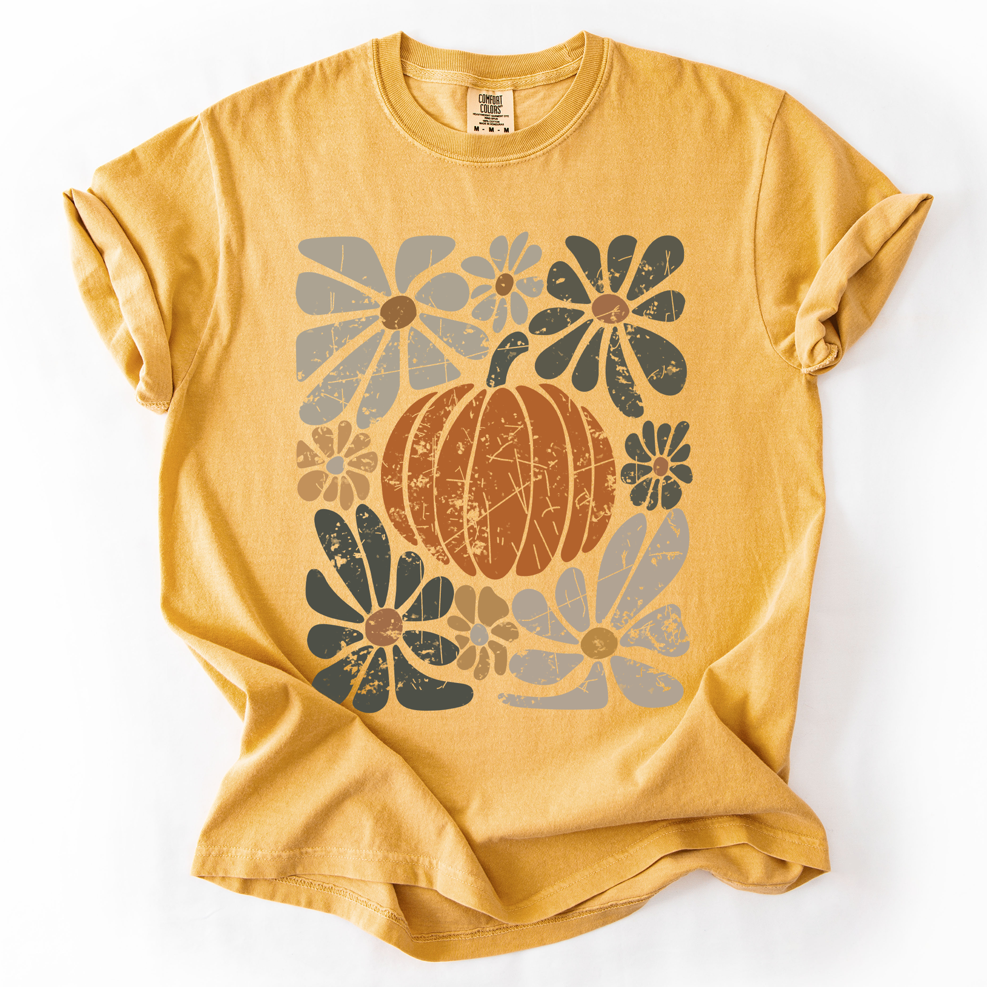 Retro Autumn Pumpkin and Flowers Watercolor Garden Scene Halloween Vibes Comfort Colors Tee