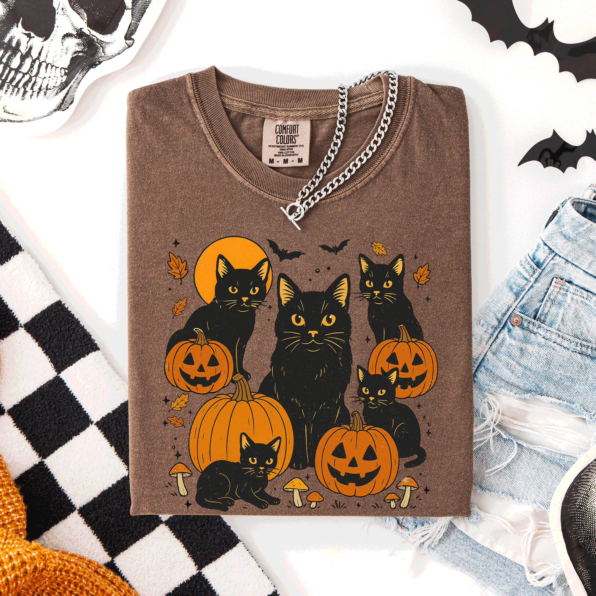 Retro Black Cats And Pumpkins Halloween Spooky Night Scene Edition Comfort Colors Tee