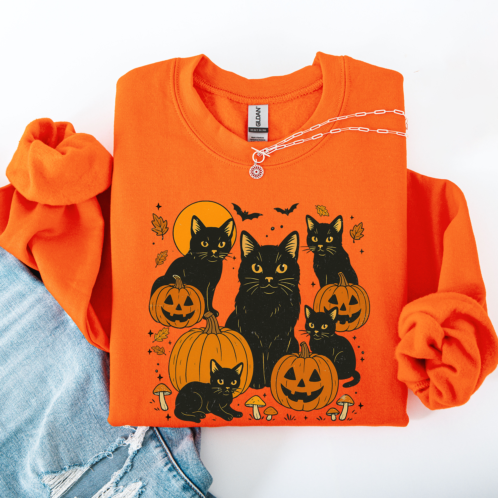 Retro Black Cats, Pumpkins, Halloween, Spooky Vintage Autumn Nightfall Celebration Edition Sweatshirt