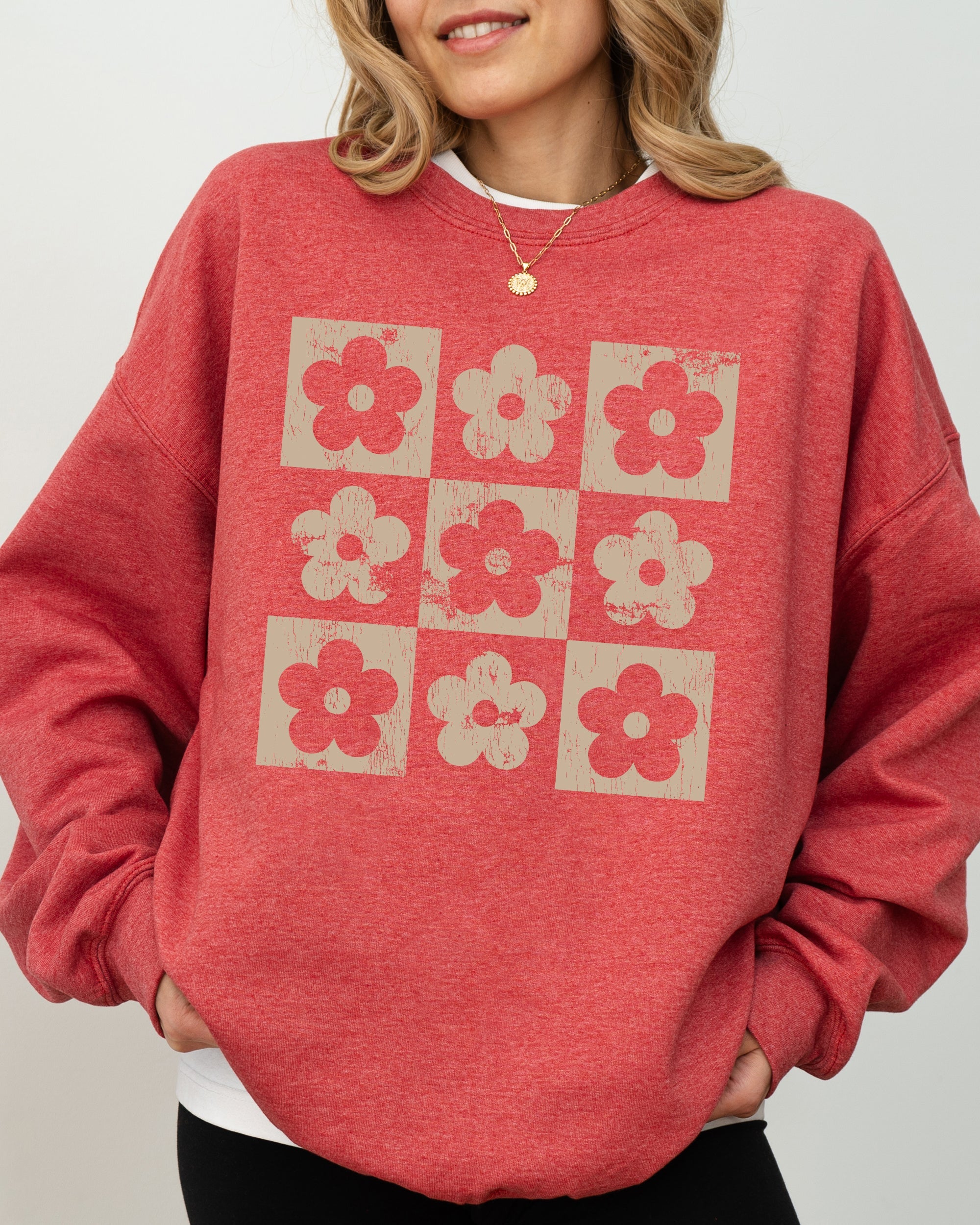 Retro Checkered Flowers Minimalist Vintage Print Artwork Cozy Cotton Blend Sweatshirt
