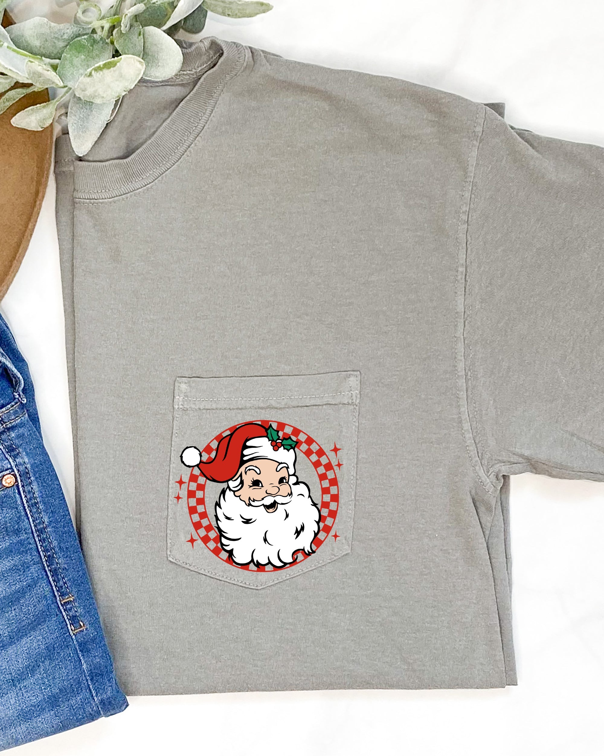 Retro Checkered Santa Pocket Holiday Classic Winter Christmas Snow Xmas Print With Vintage Vibe Comfort Colors Tee