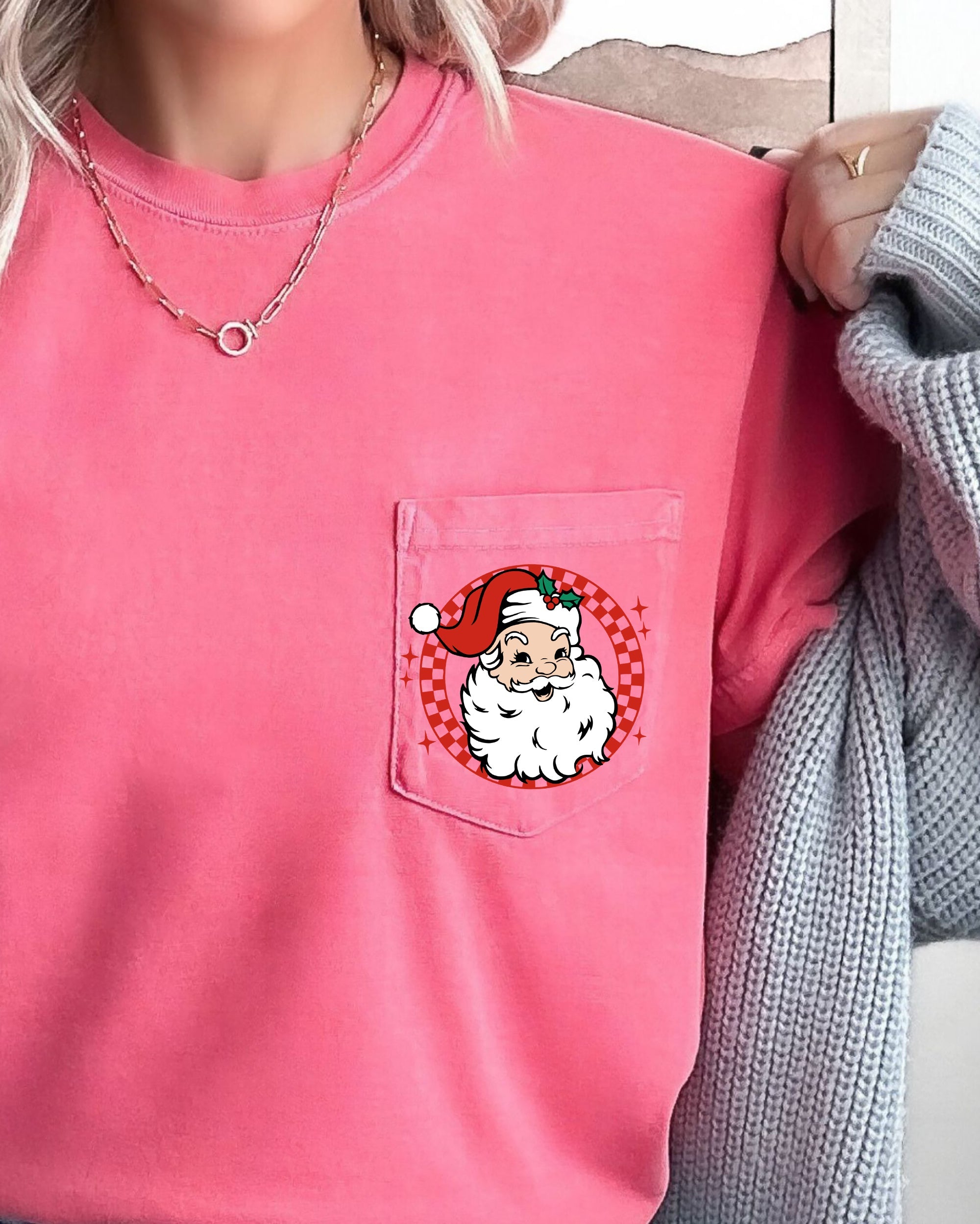 Retro Checkered Santa Pocket Holiday Classic Winter Christmas Snow Xmas Print With Vintage Vibe Comfort Colors Tee