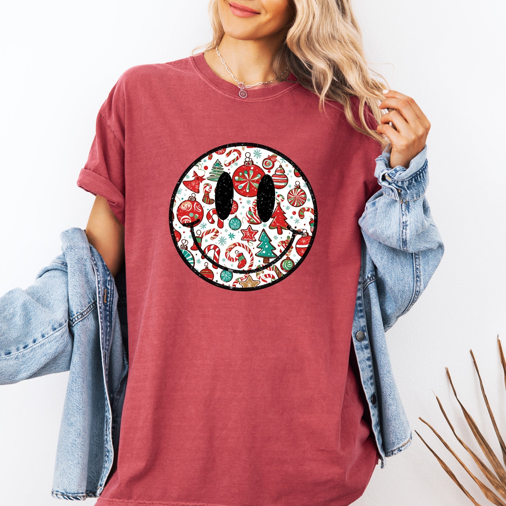 Retro Christmas Smiley Santa Claus Snowy Night Vintage Winter Holiday Party Cheer Comfort Colors Tee