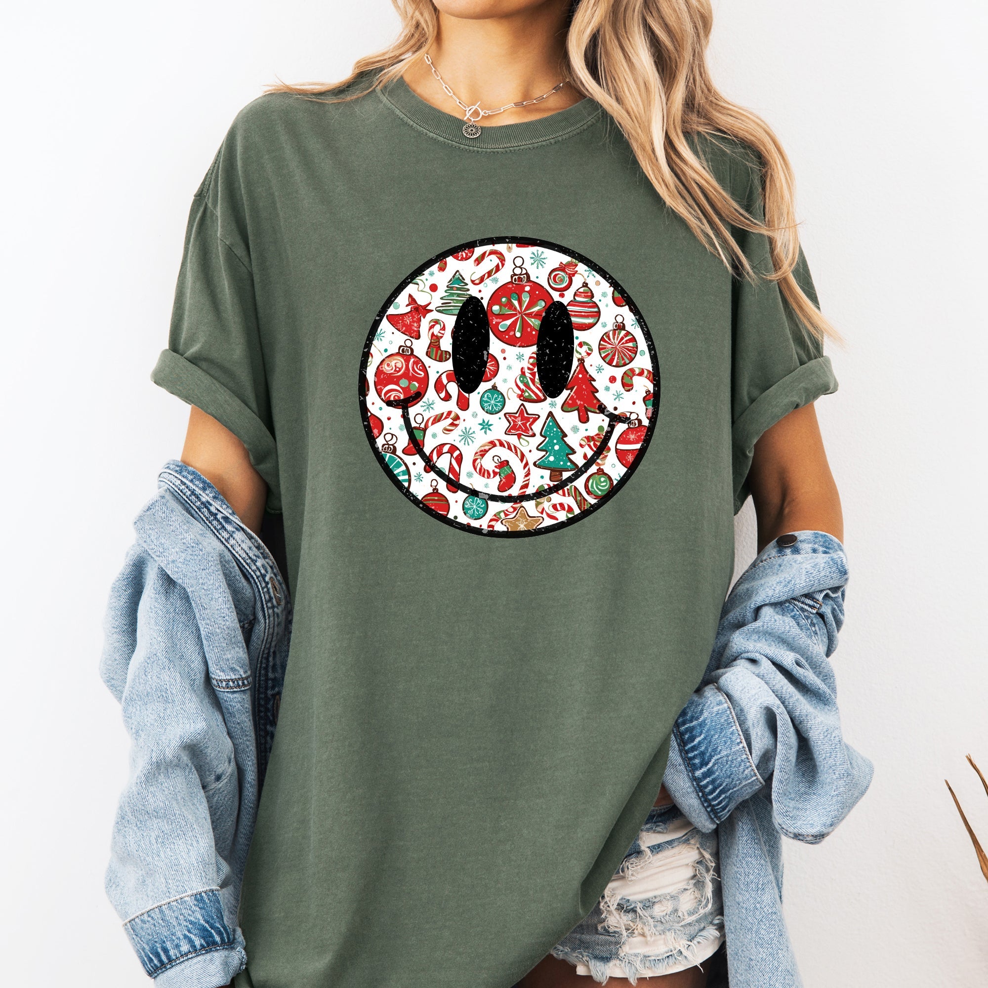 Retro Christmas Smiley Santa Claus Snowy Night Vintage Winter Holiday Party Cheer Comfort Colors Tee
