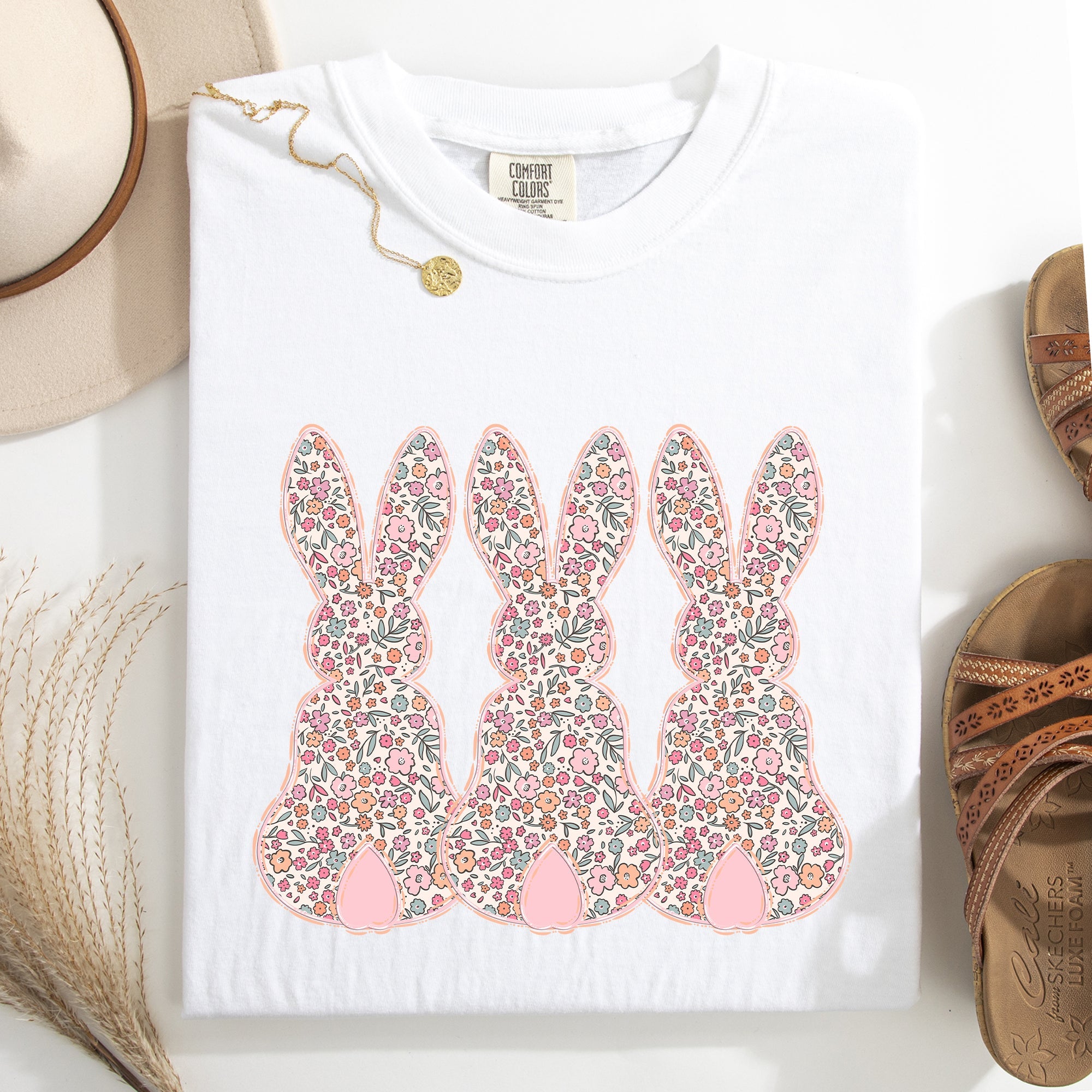 Retro Easter Bunnies Pastel Patterns Girly Rabbits Vintage Springtime Charm Comfort Colors Tee