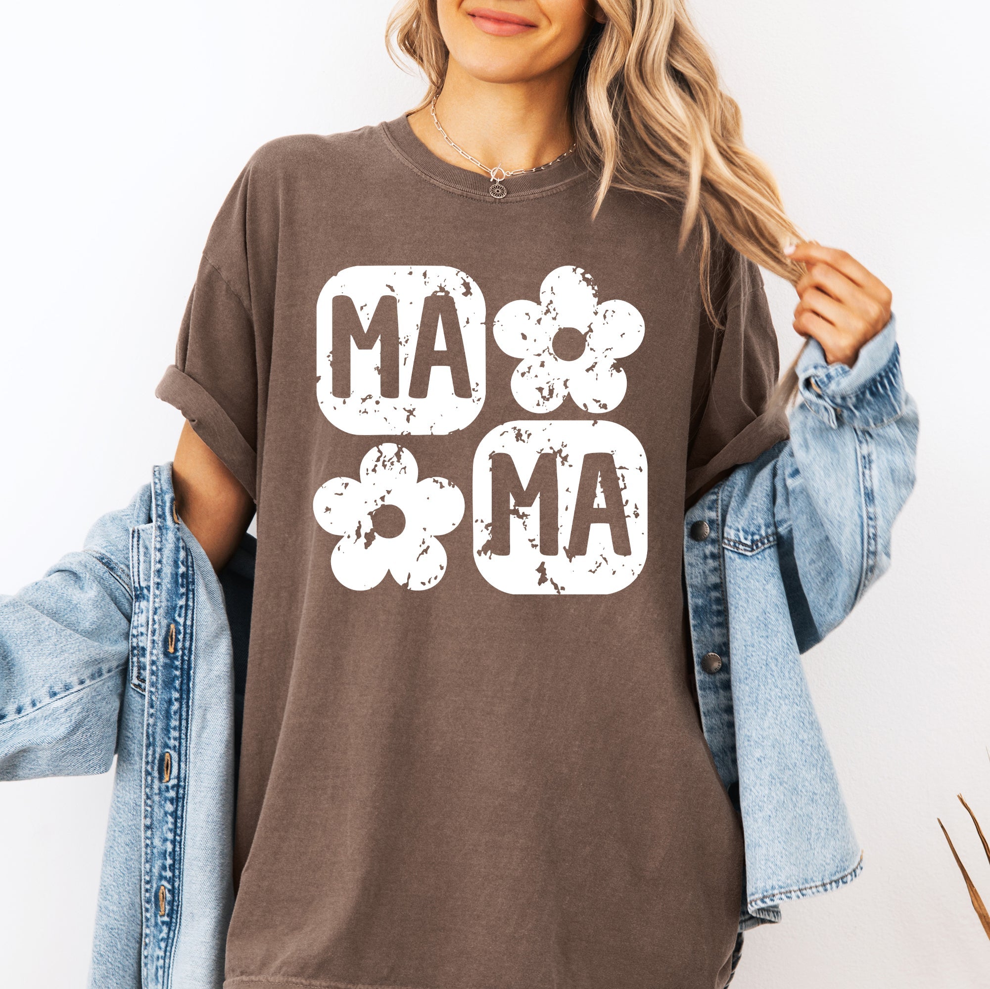Retro Floral Mama Vintage Mothers Day Floral Keepsake Art Graphic Comfort Colors Tee
