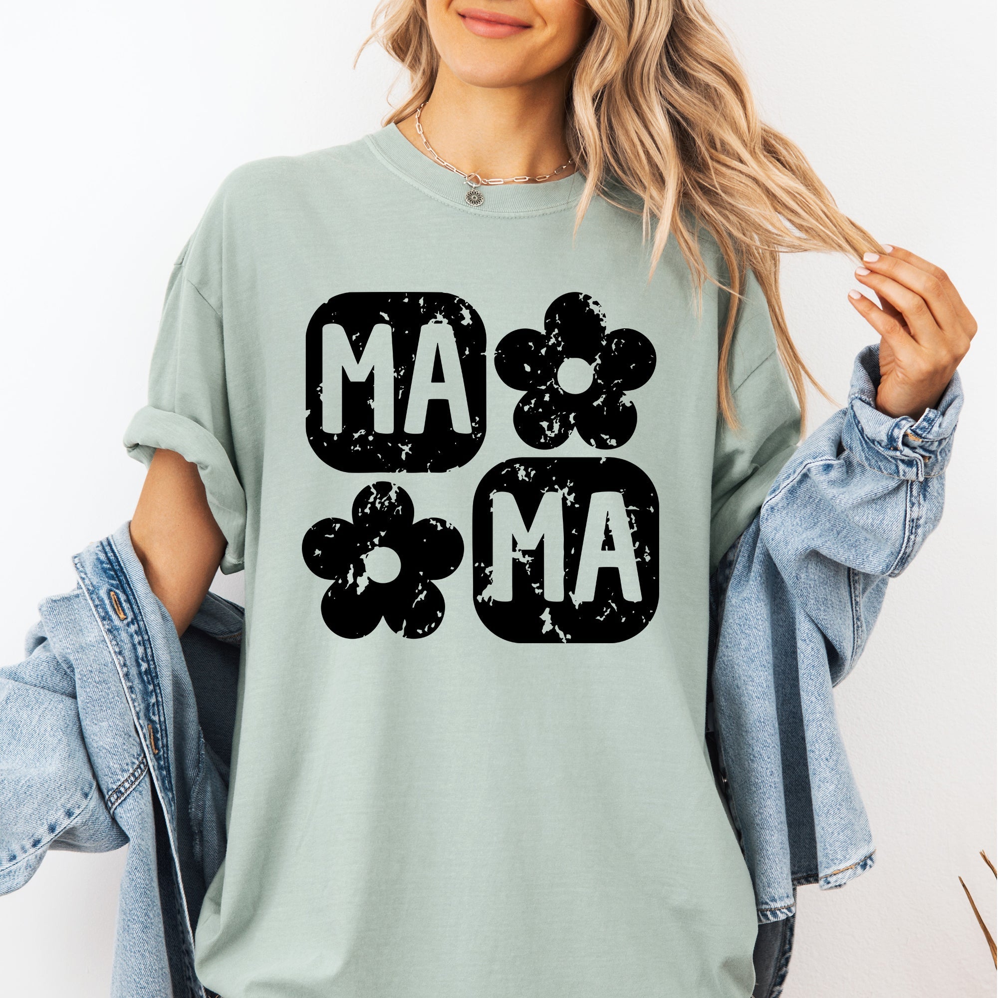 Retro Floral Mama Vintage Mothers Day Floral Keepsake Art Graphic Comfort Colors Tee
