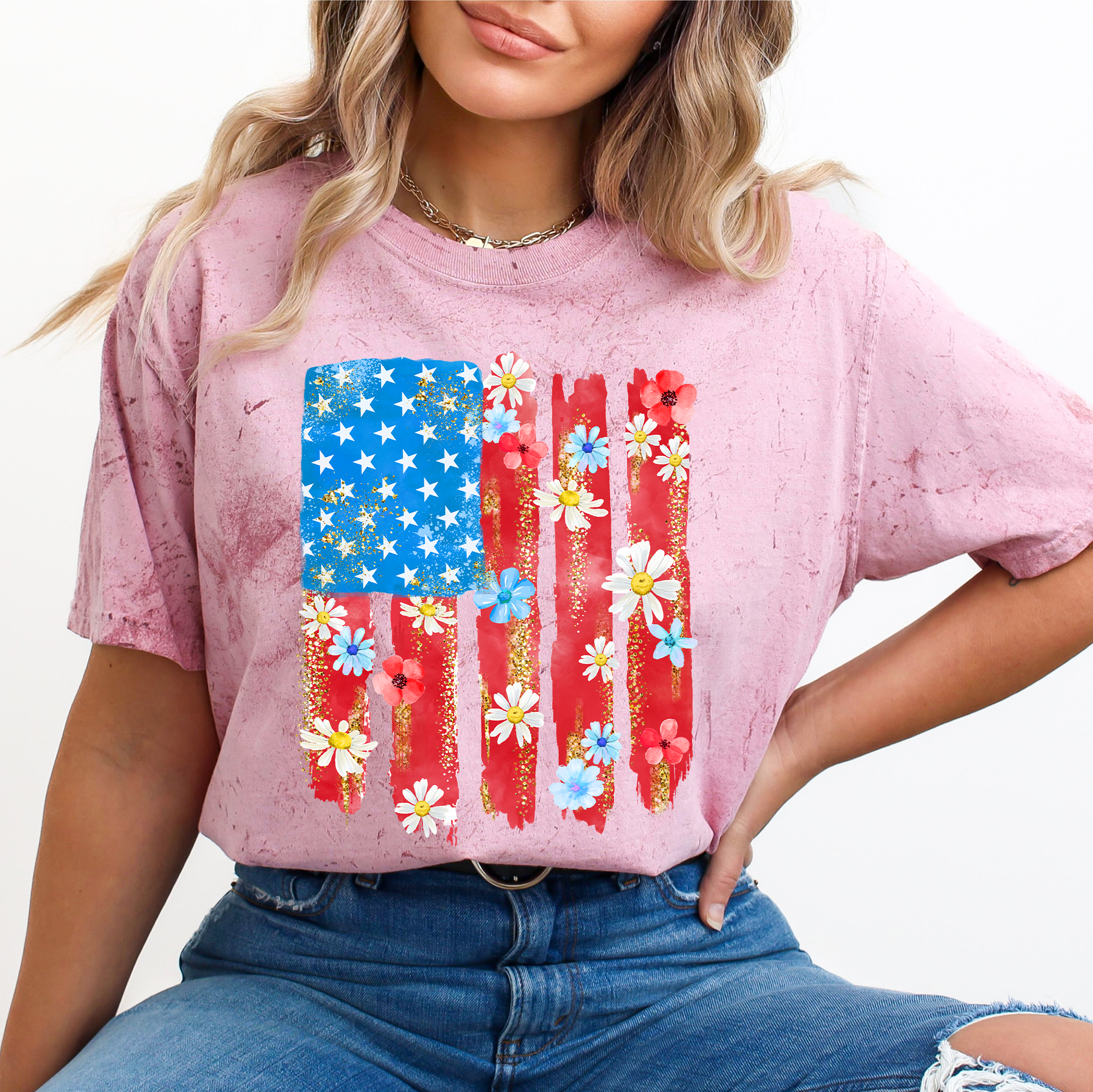 Retro Flower Flag Fourth Of July Patriotic USA Floral Banner Vintage Style Comfort Colors Tee