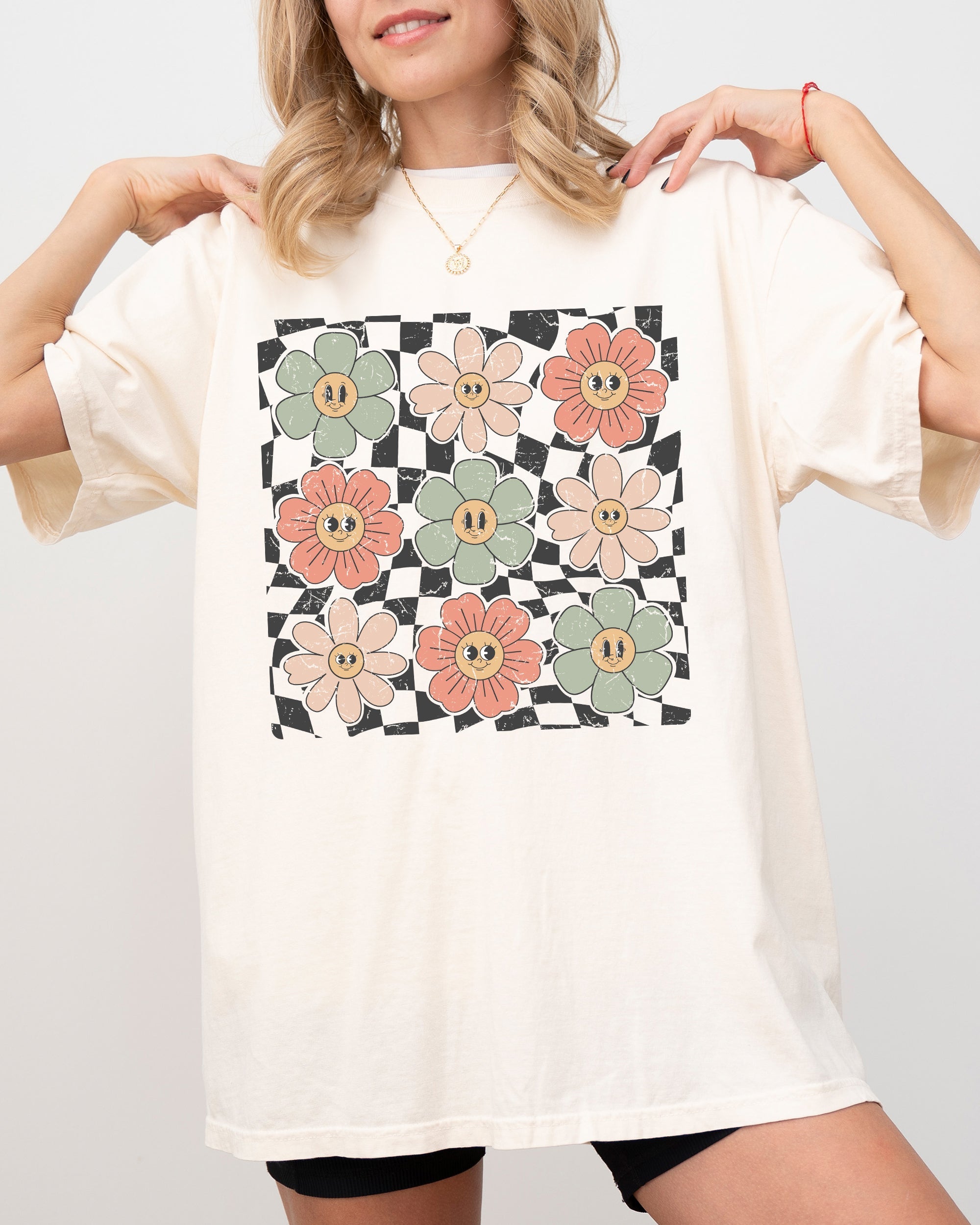 Retro Flowers Checkered Daisies Hippie Positivity Vintage Inspired Comfort Colors Tee