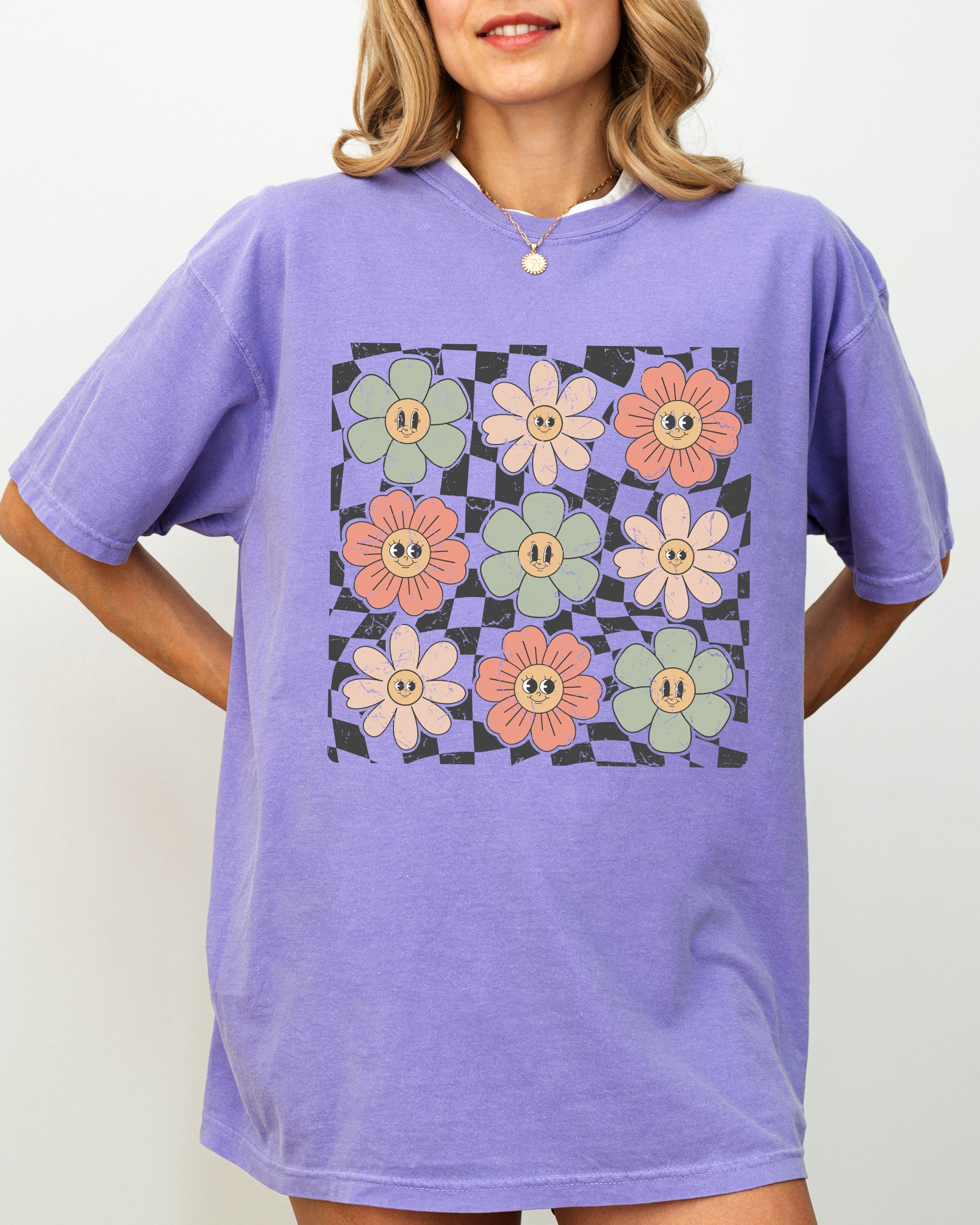 Retro Flowers Checkered Daisies Hippie Positivity Vintage Inspired Comfort Colors Tee