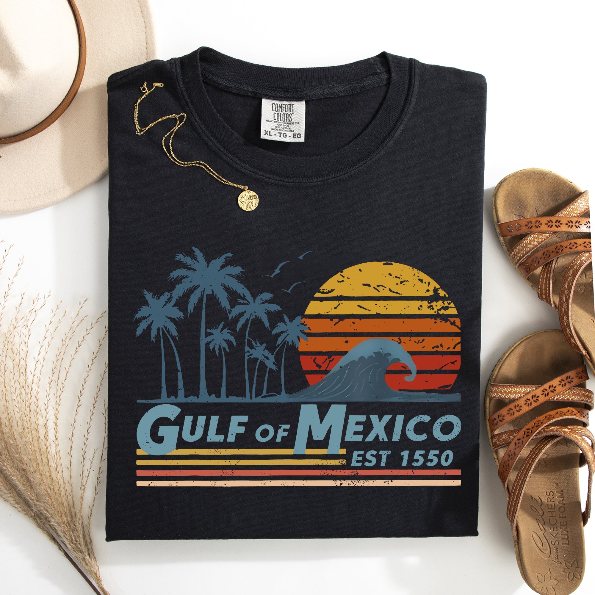 Retro Gulf Of Mexico Vintage Established 1550 Wave Beach Palm Trees Comfort Colors Tee