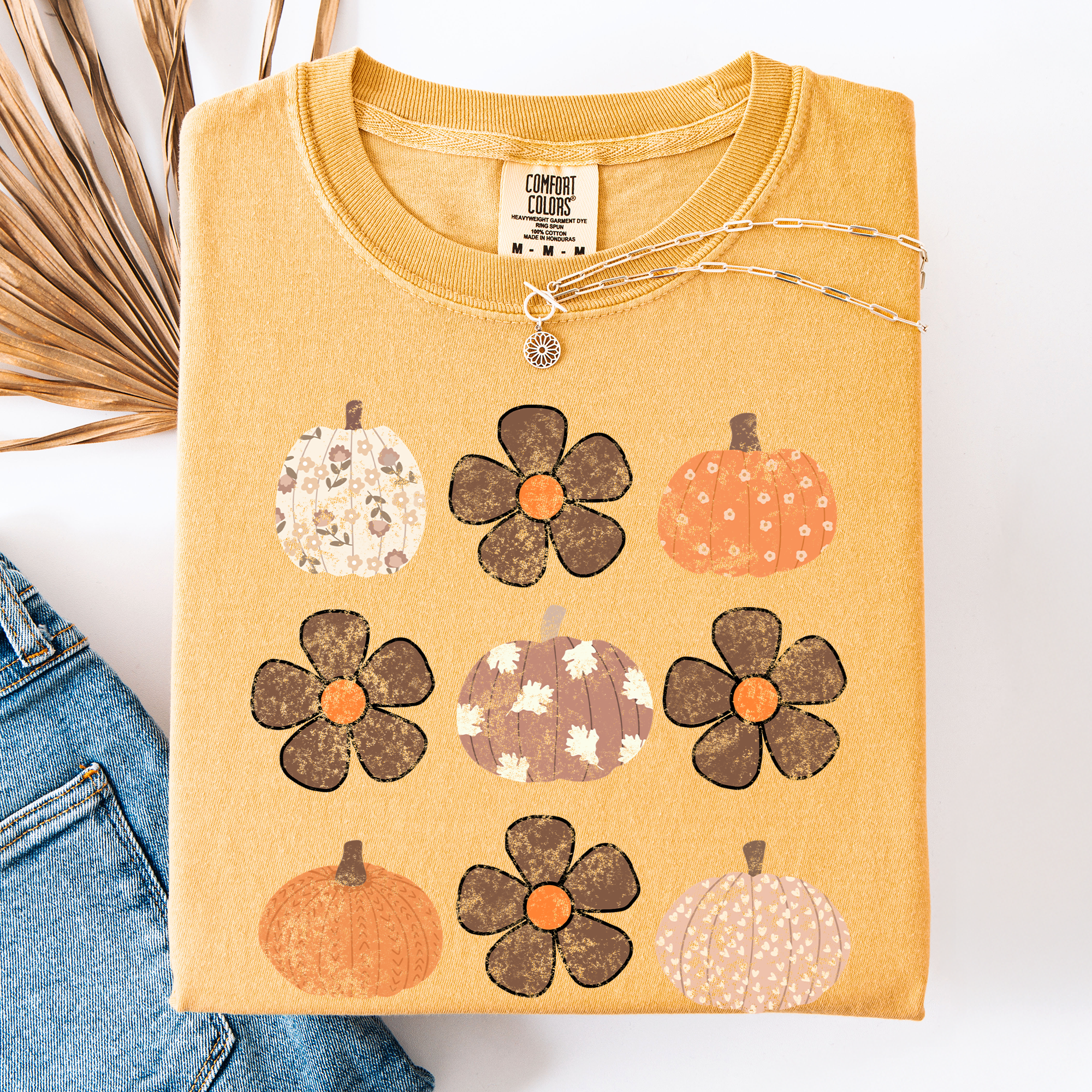 Retro Halloween Watercolor Floral Pumpkin Pattern Autumn Fall Comfort Colors Tee