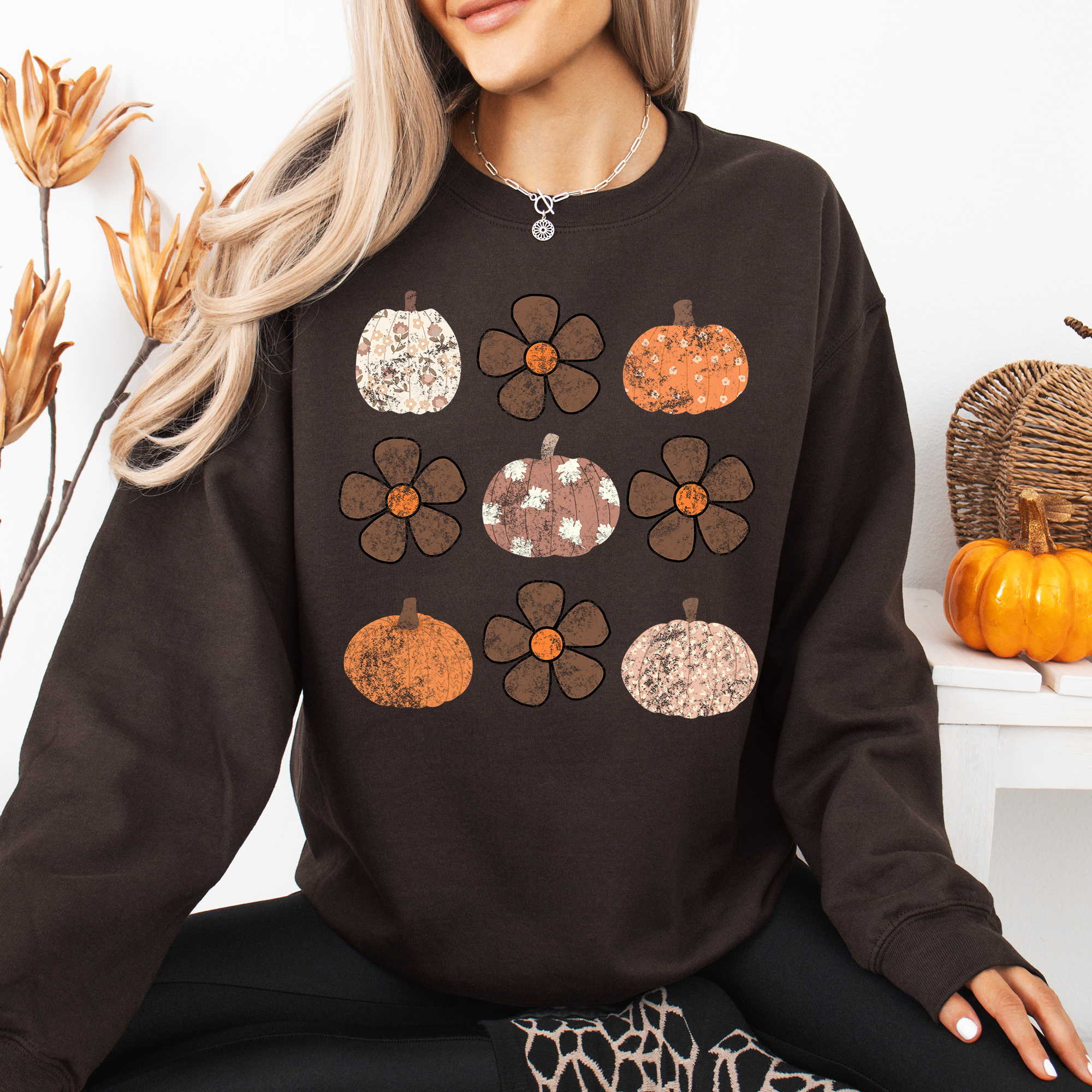 Retro Halloween Floral Pumpkin Pattern Sweatshirt For Cozy Autumn Layering Wardrobe Essential