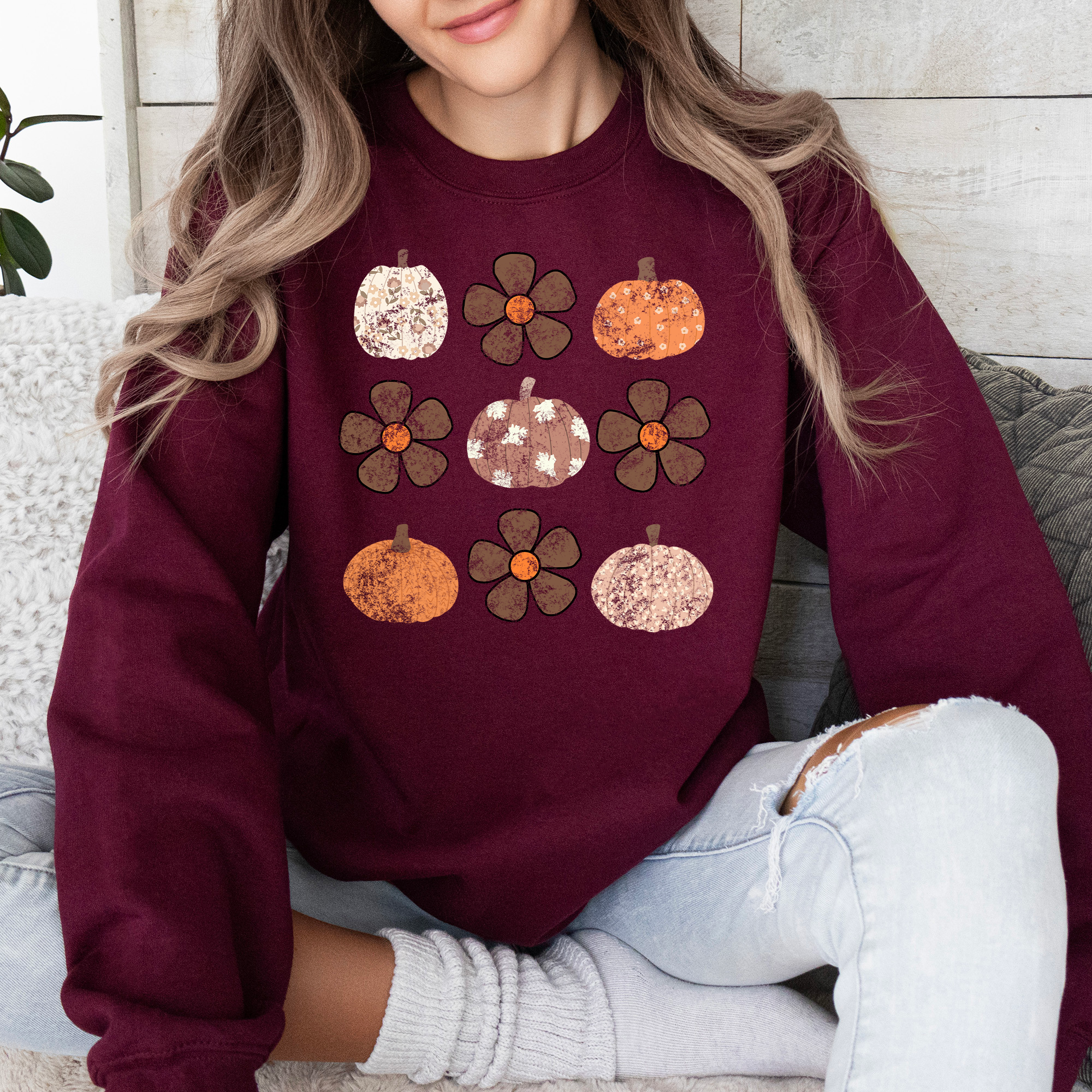 Retro Halloween Floral Pumpkin Pattern Sweatshirt For Cozy Autumn Layering Wardrobe Essential