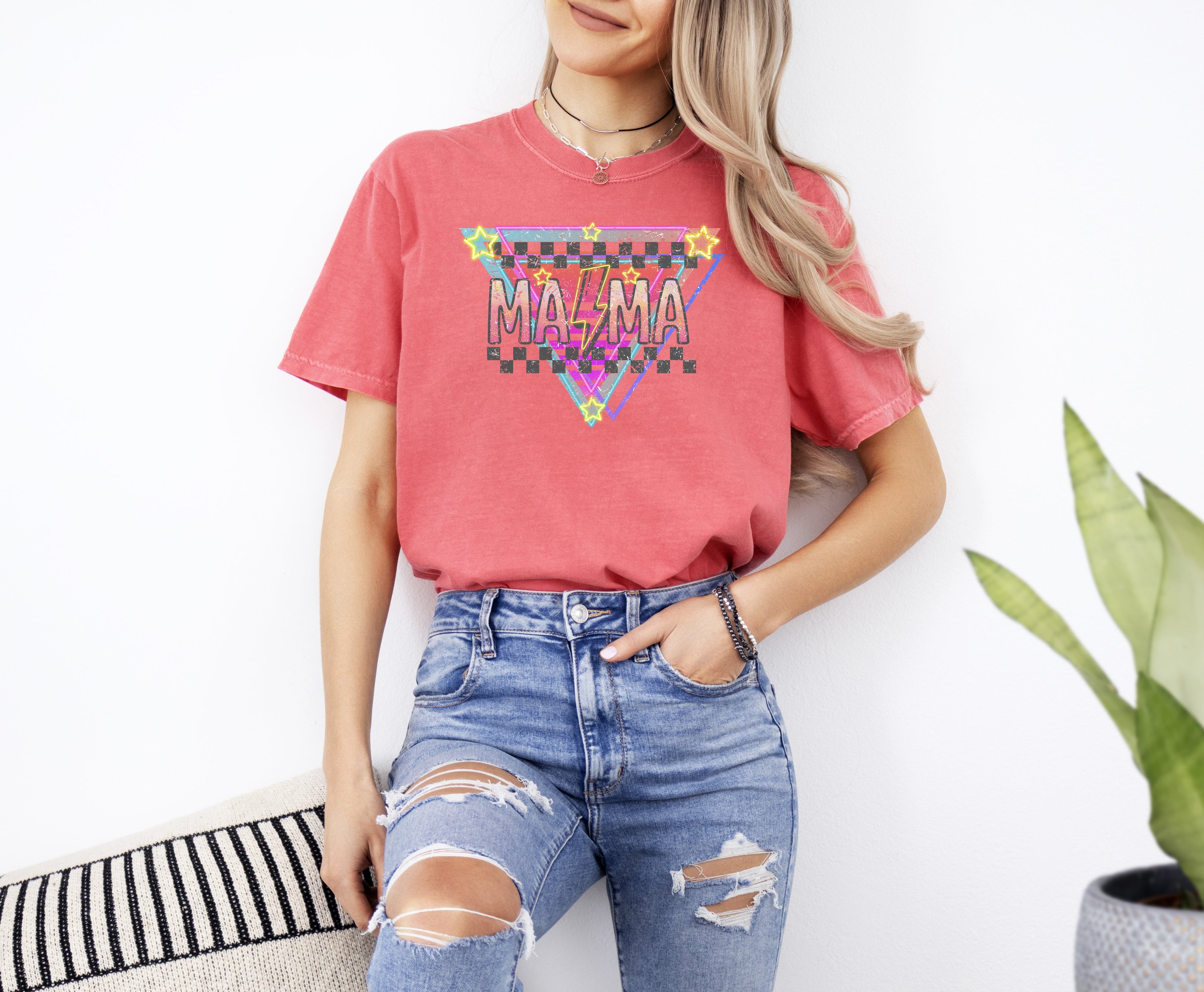 Retro Mama 80s Style Colorful Vintage Mom Baby Shower Pregnant Comfort Colors Tee