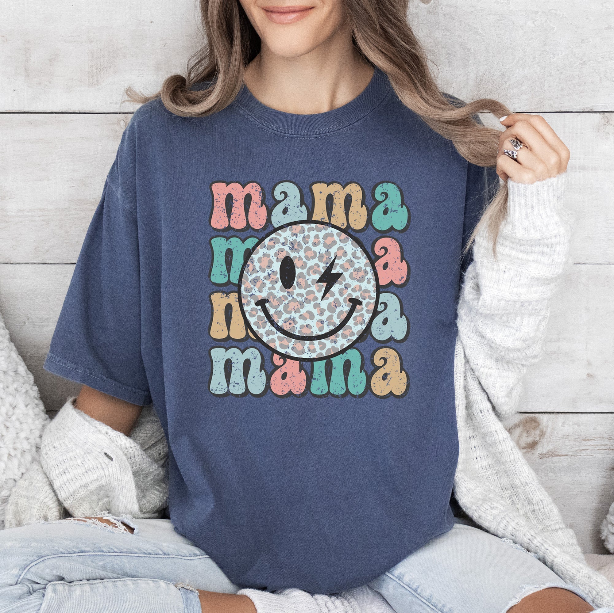Retro Mama Smiley Leopard Print Mother's Day Mom Graphic Edition Comfort Colors Tee