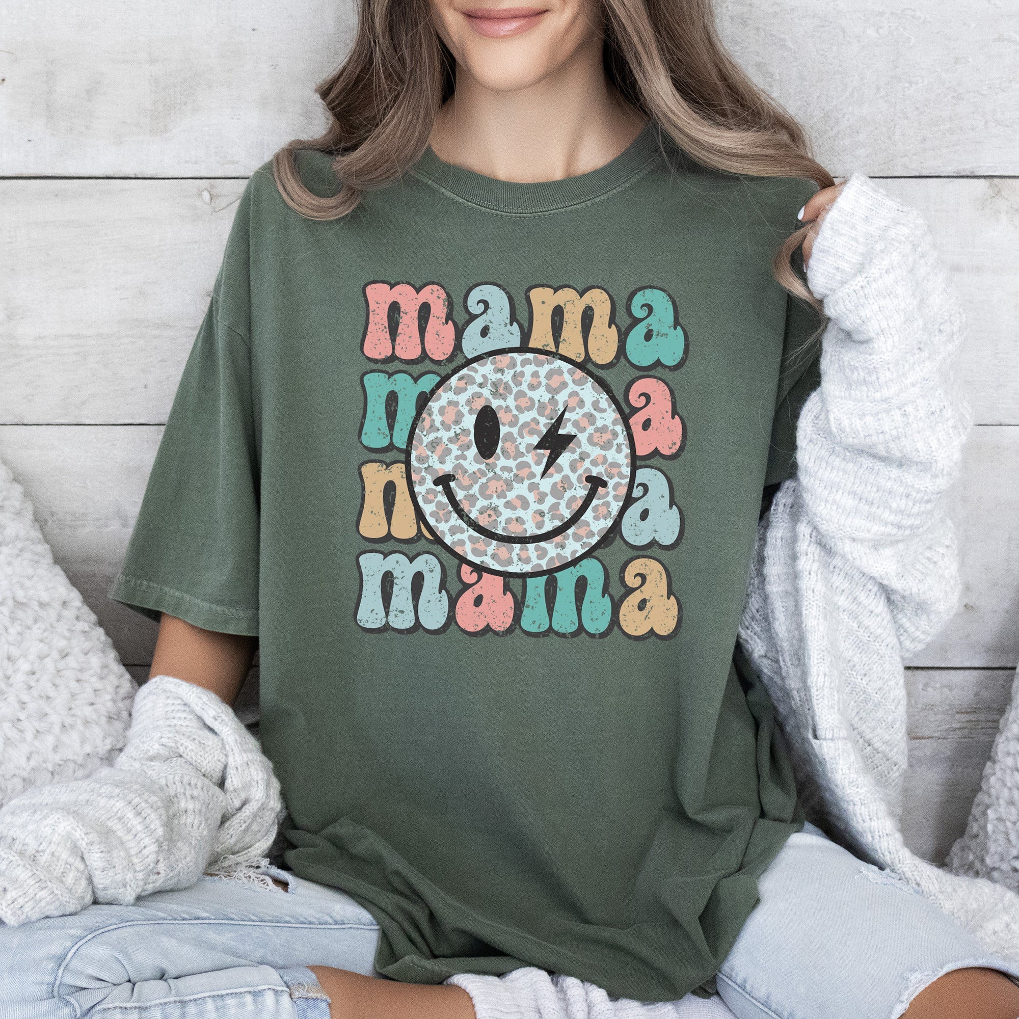 Retro Mama Smiley Leopard Print Mother's Day Mom Graphic Edition Comfort Colors Tee
