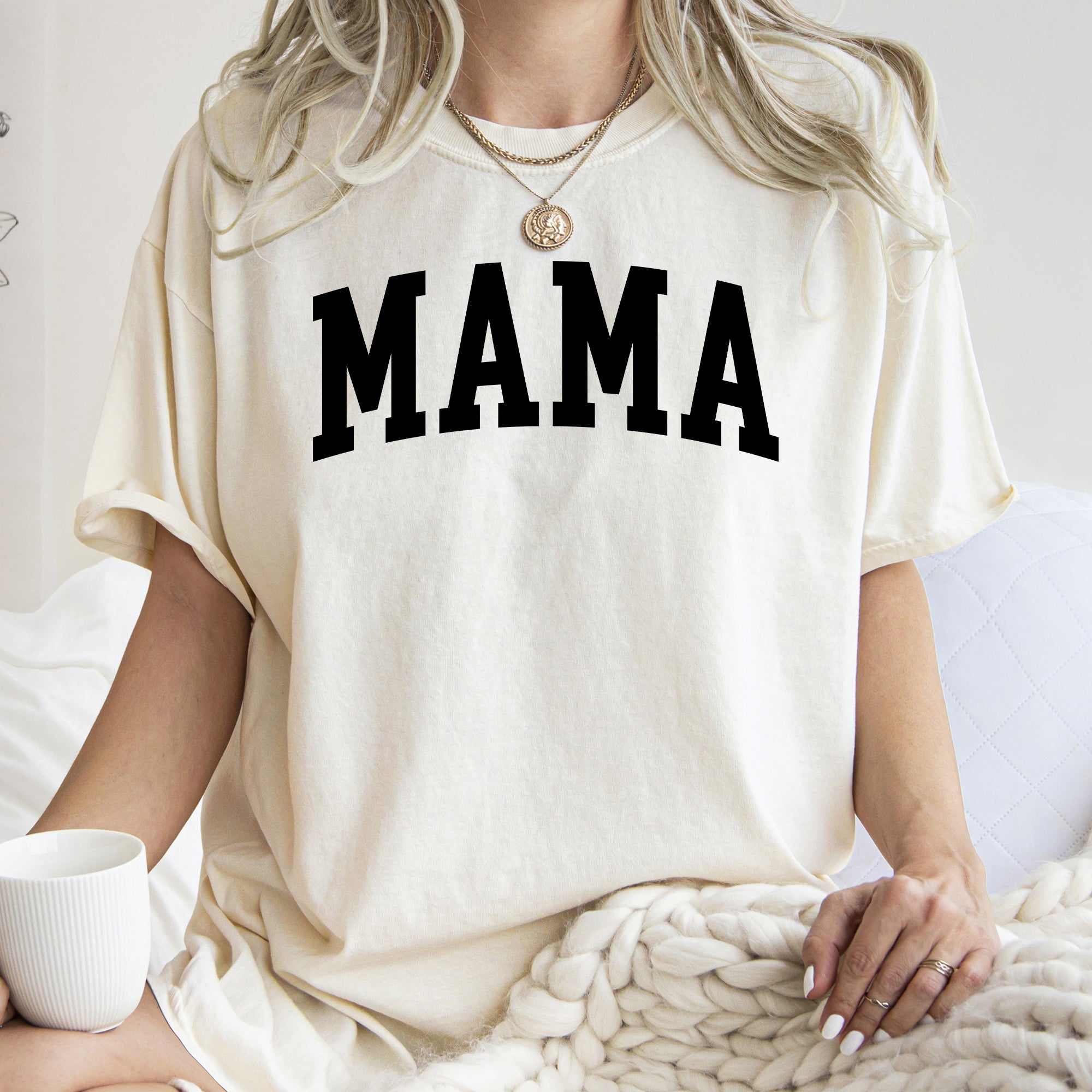 Retro Mama Vintage Lettering Motherhood Minimalist Mother's Day Edition Comfort Colors Tee