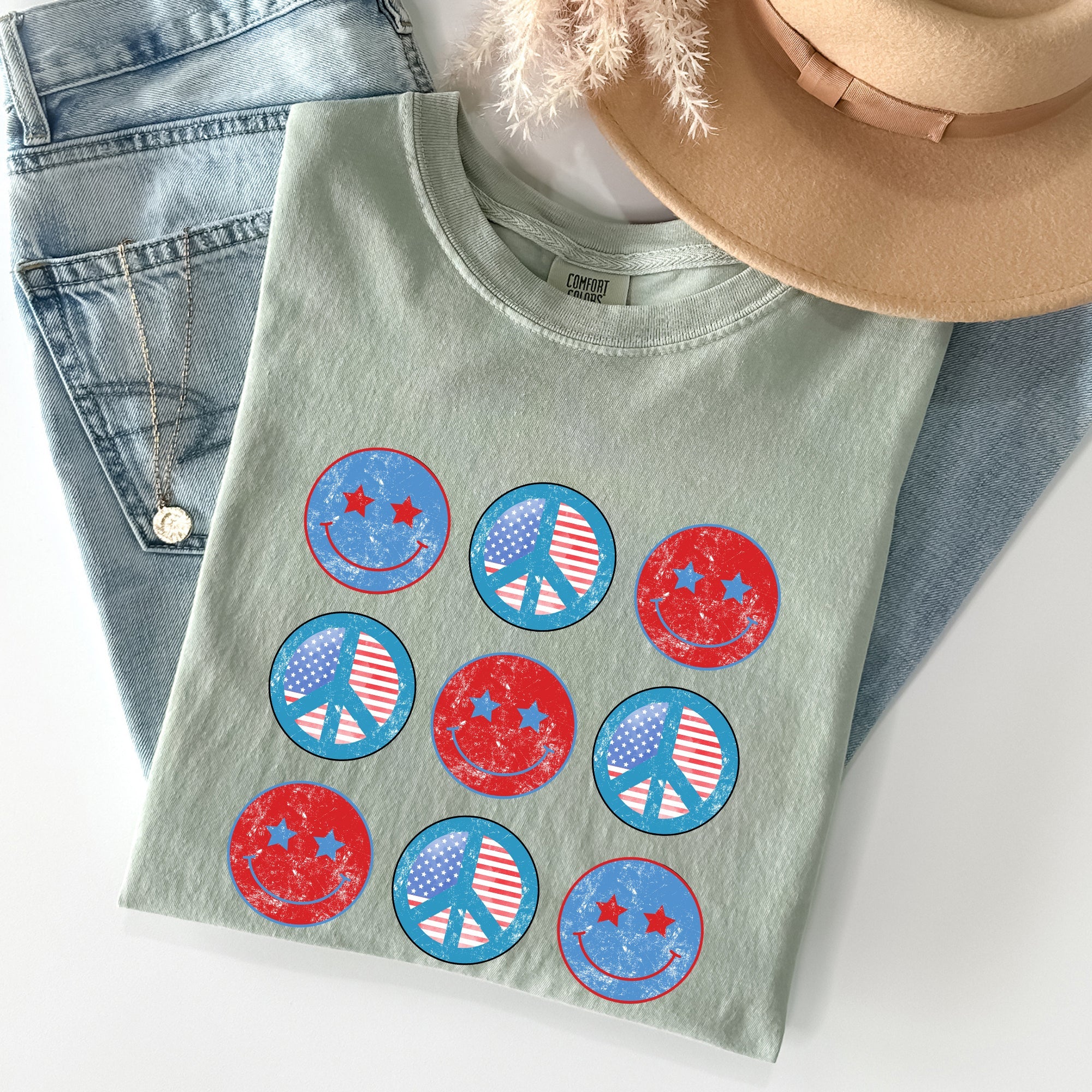 Retro Patriotic Smiley Flag America Peace Vintage Americana Celebration Edition Comfort Colors Tee