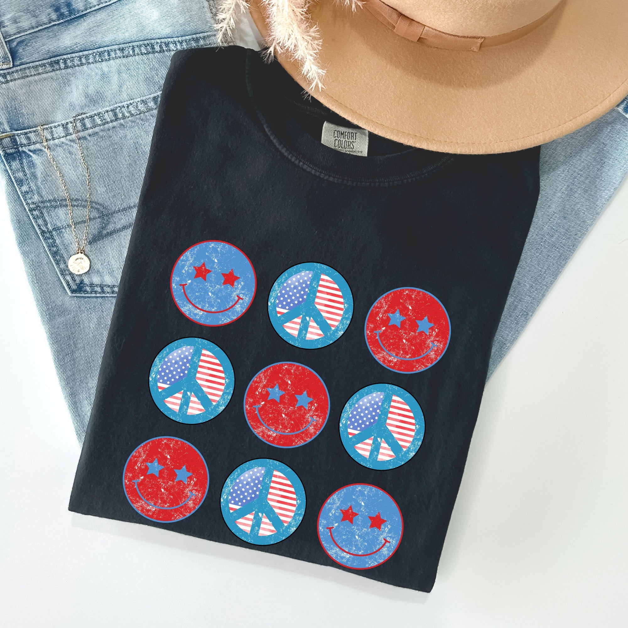 Retro Patriotic Smiley Flag America Peace Vintage Americana Celebration Edition Comfort Colors Tee
