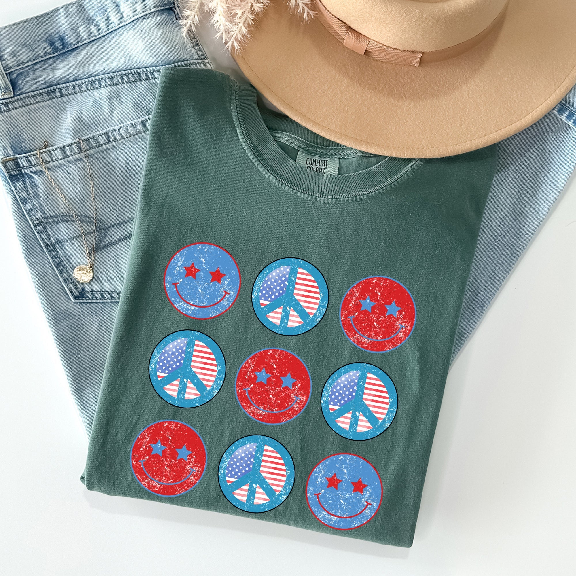 Retro Patriotic Smiley Flag America Peace Vintage Americana Celebration Edition Comfort Colors Tee