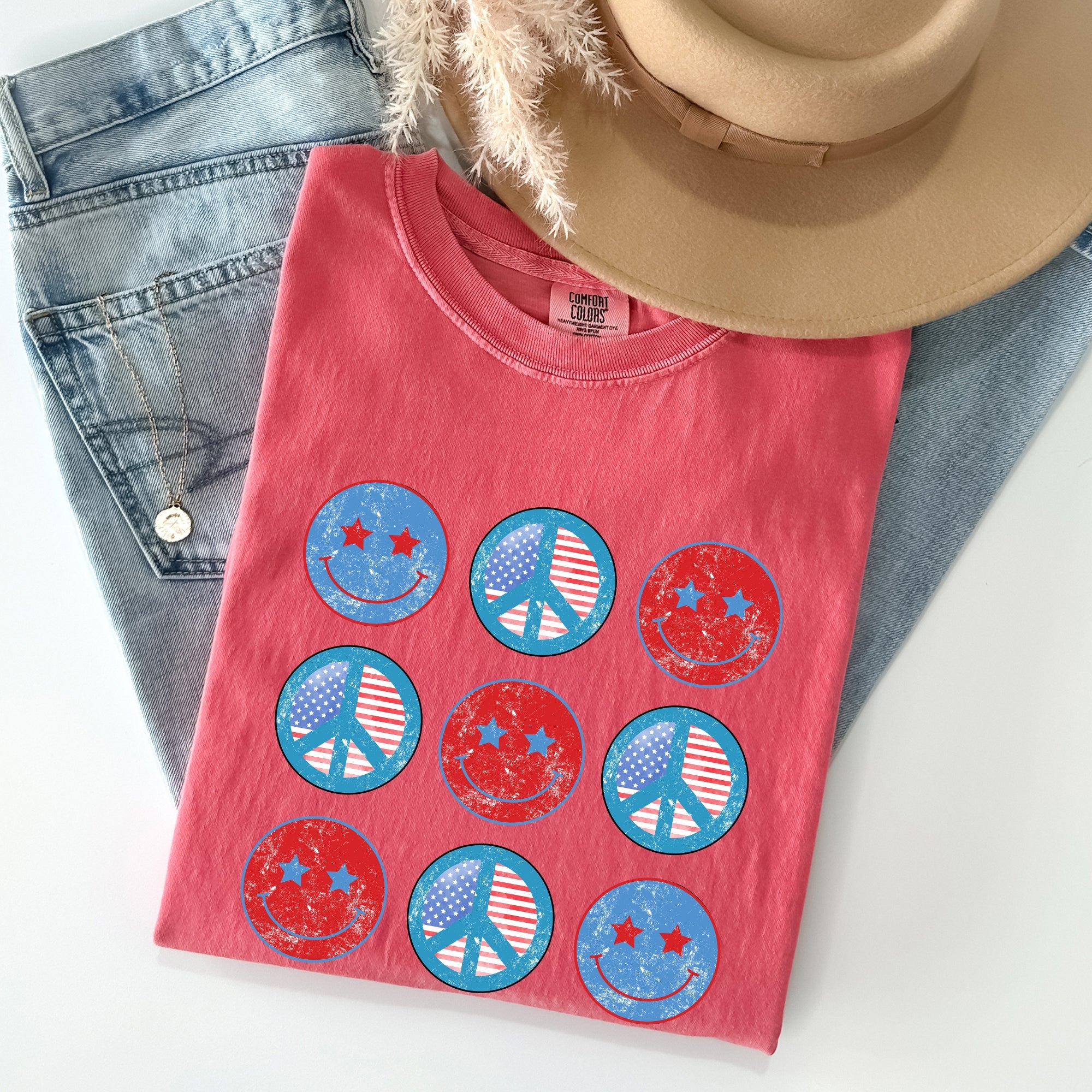 Retro Patriotic Smiley Flag America Peace Vintage Americana Celebration Edition Comfort Colors Tee