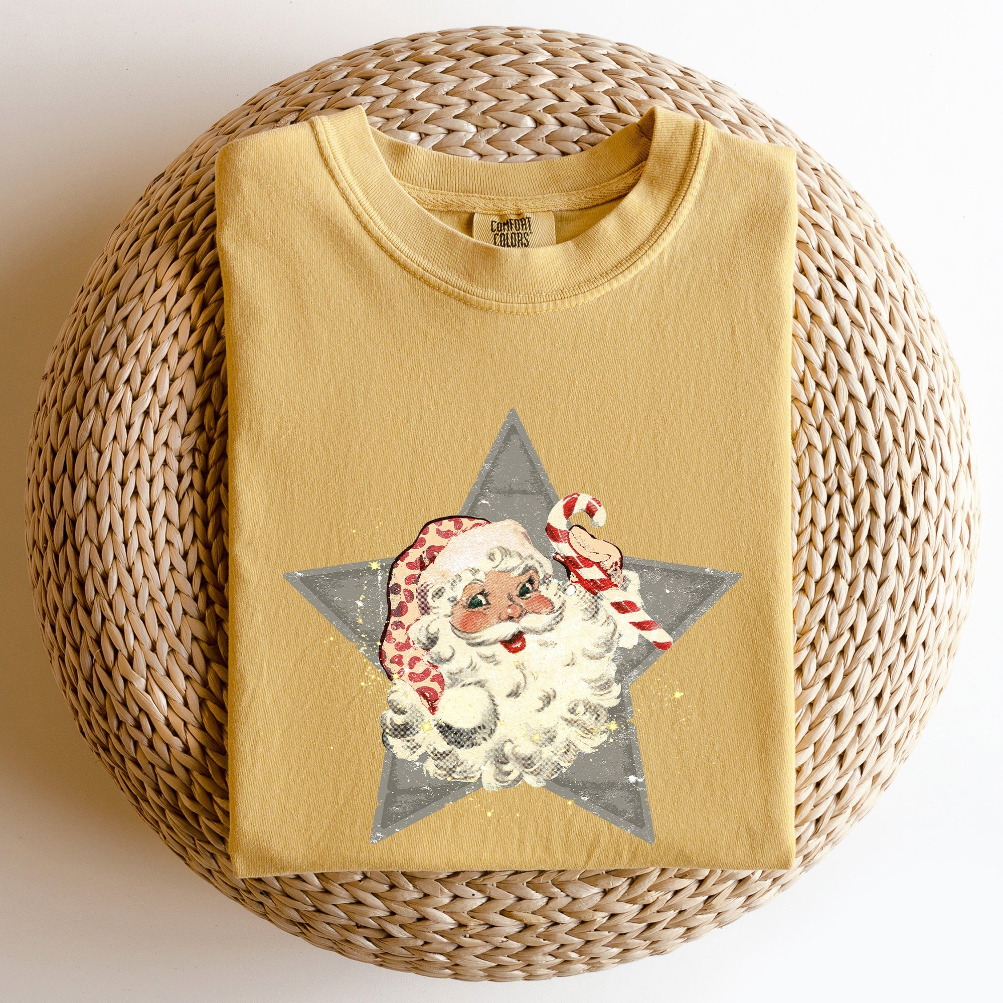 Retro Santa Green Star Christmas Winter Xmas Vintage Holiday Graphic Comfort Colors Tee