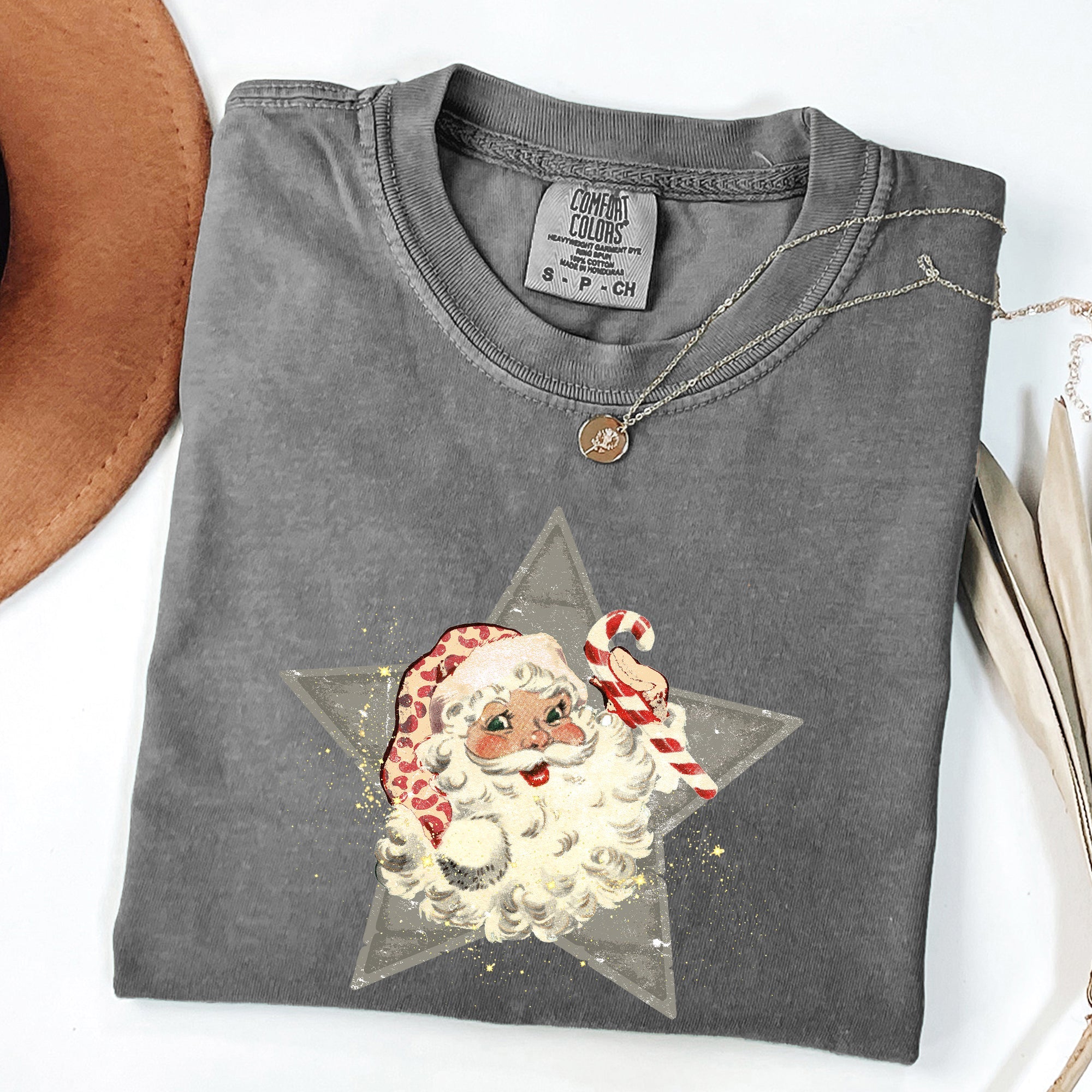 Retro Santa Green Star Christmas Winter Xmas Vintage Holiday Graphic Comfort Colors Tee