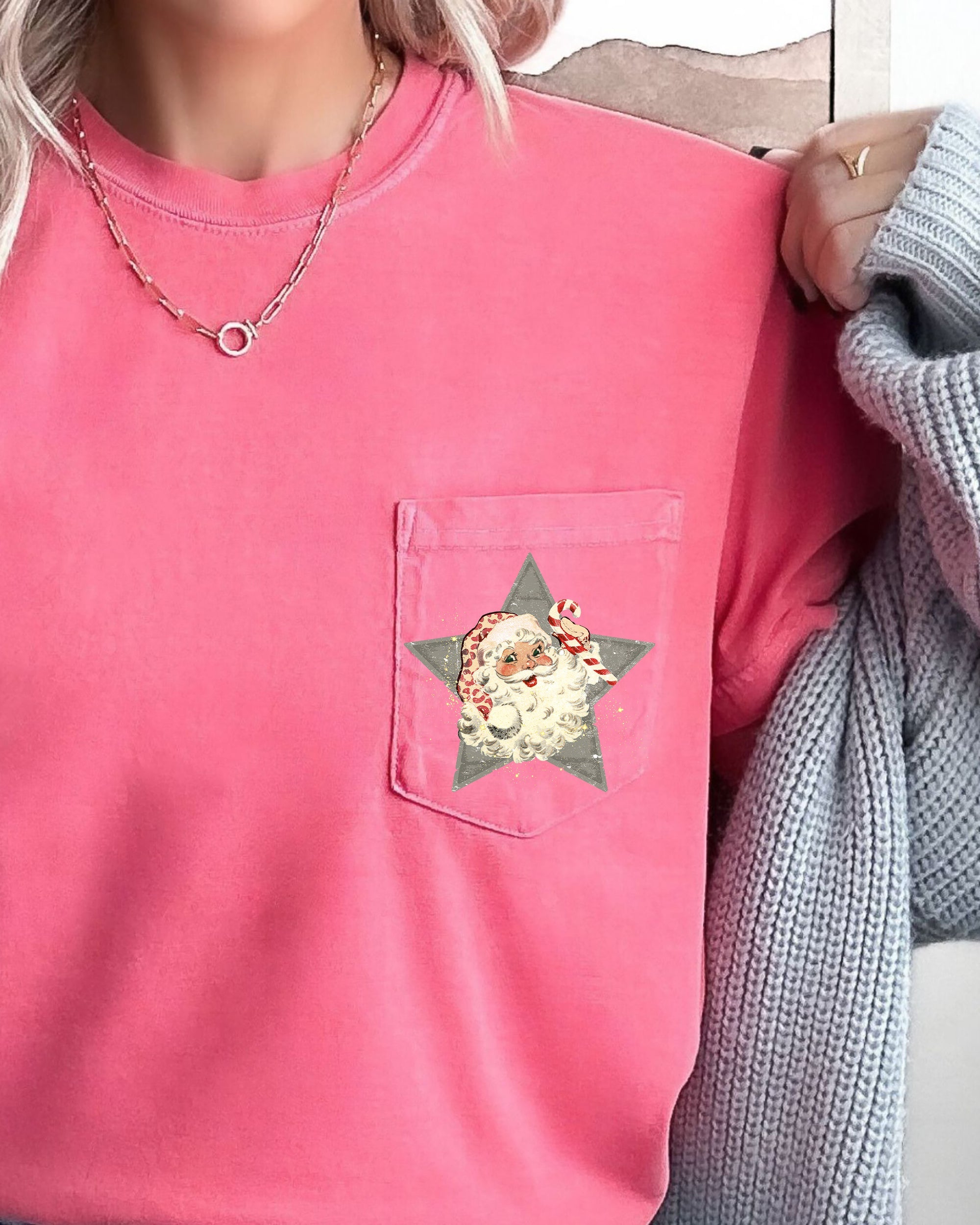Retro Santa Green Star Christmas Snow Xmas Pocket Scene Vintage Holiday Cheer Comfort Colors Tee