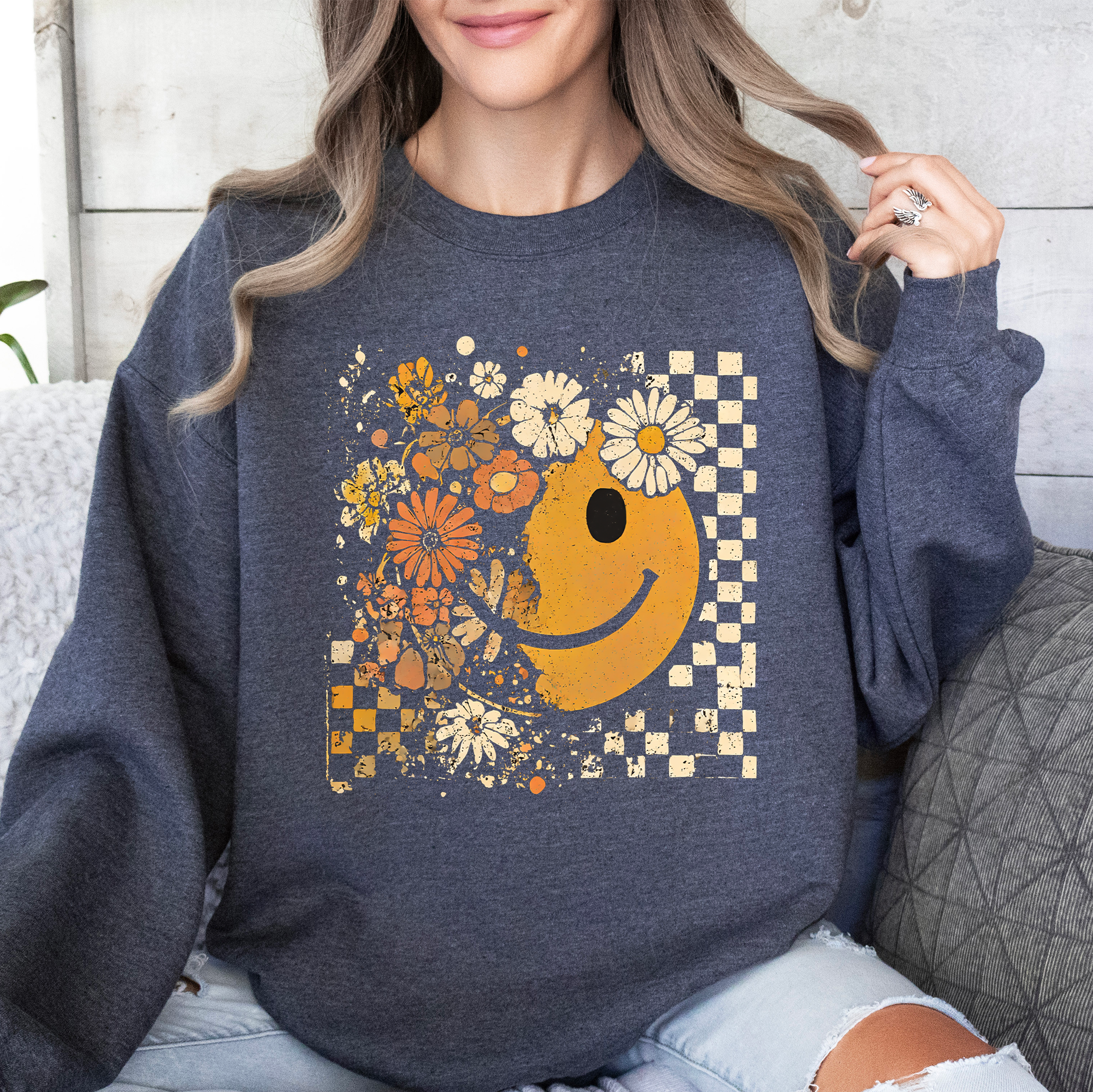 Retro Smiley Halloween Floral Autumn Garden Flowers Vintage-Inspired Pattern Cozy Knit Sweatshirt