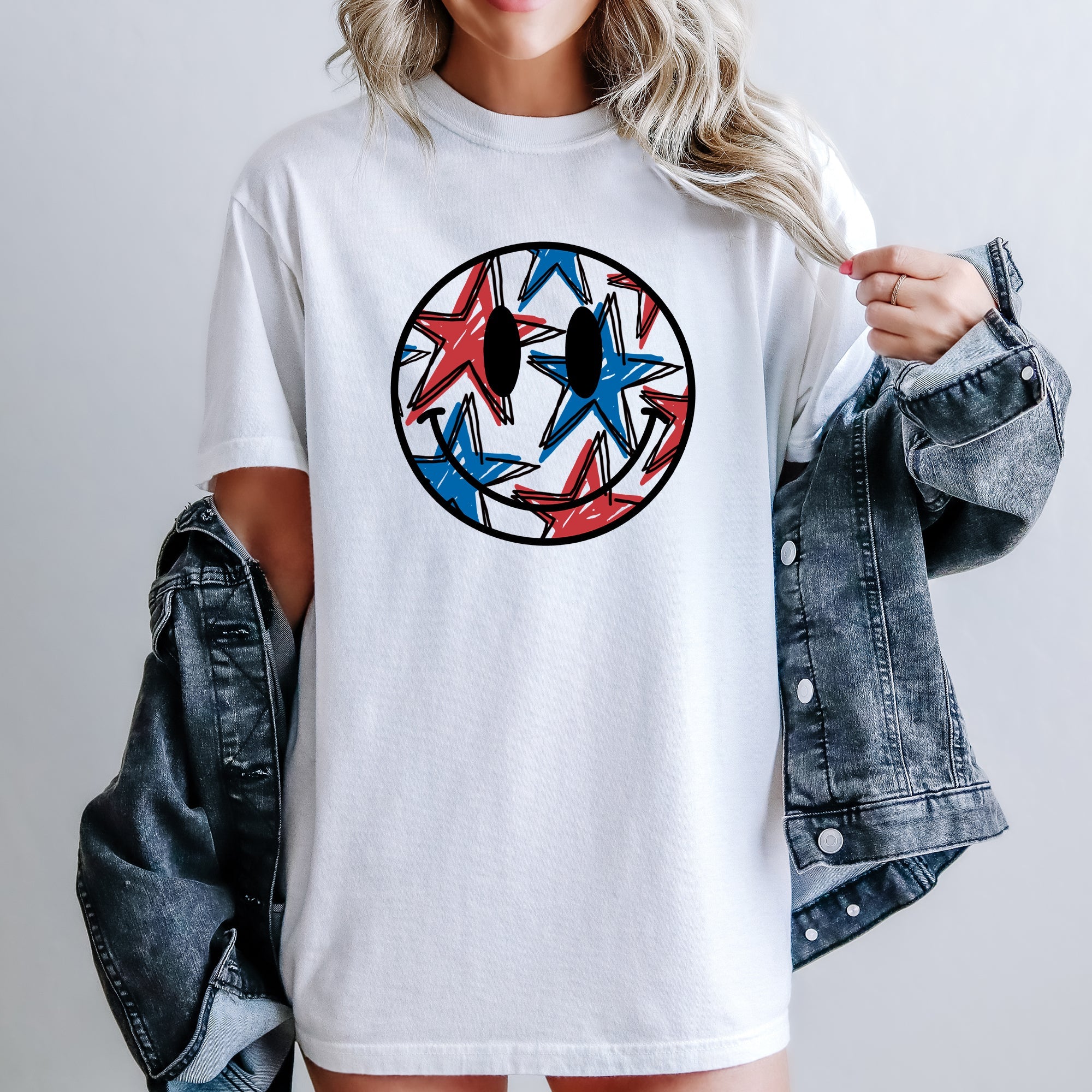 Retro Smiley Patriotic USA Fourth Of July Vintage Sunset Banner Design Edition Comfort Colors Tee