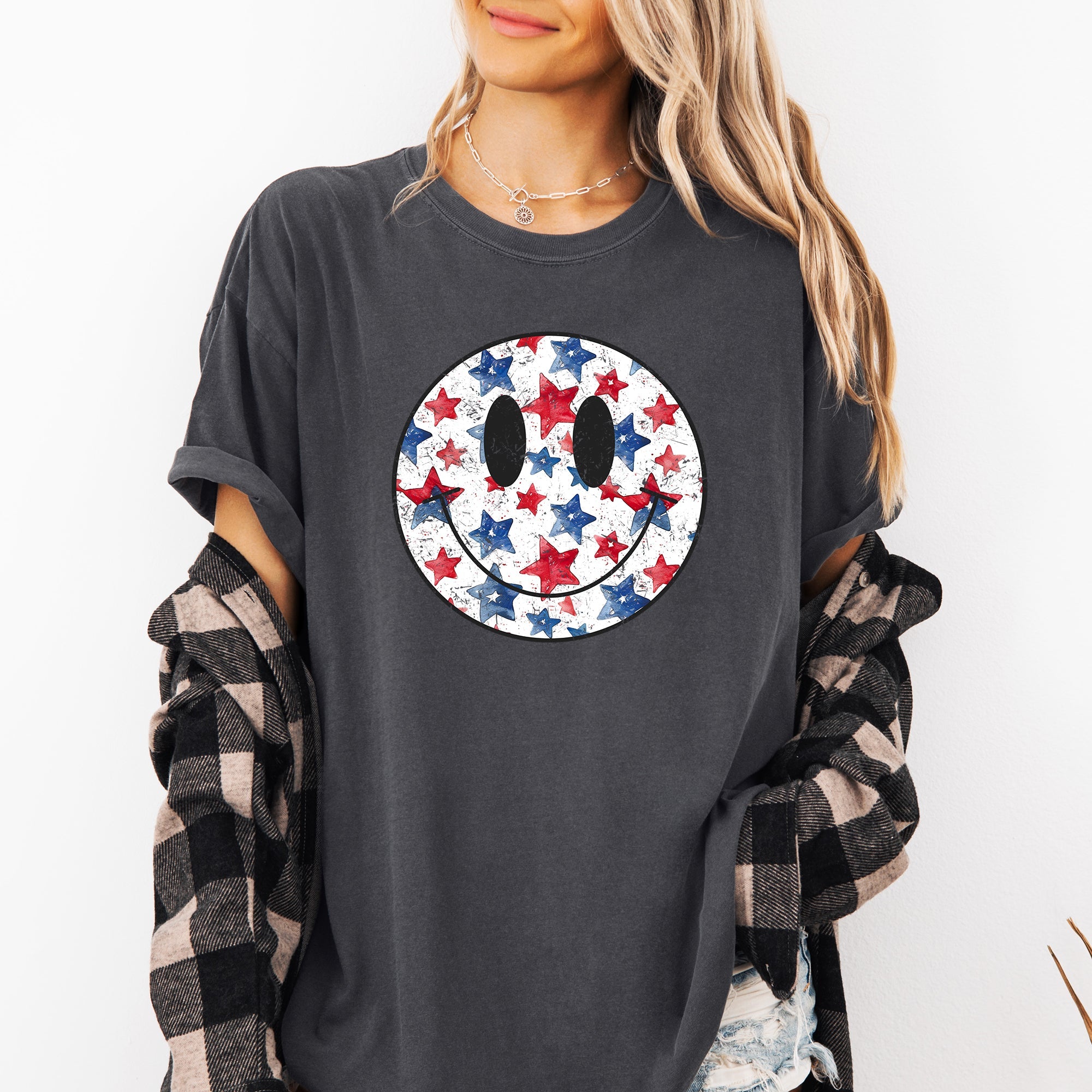 Retro Smiley Vintage Patriotic USA Fourth of July Emblem Icon Badge Comfort Colors Tee