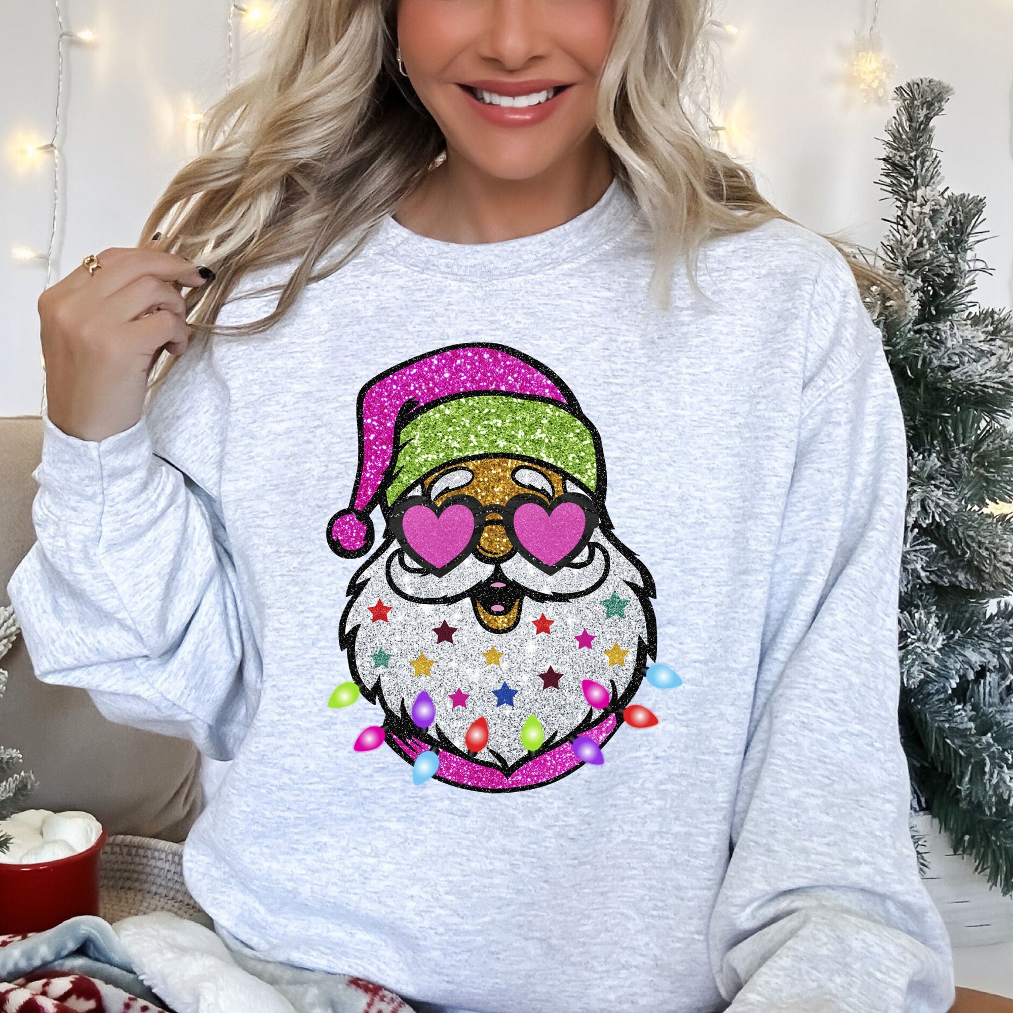 Retro Sparkly Santa Glitter Effect Christmas Graphic Cozy Vintage-Inspired Festive Sweatshirt
