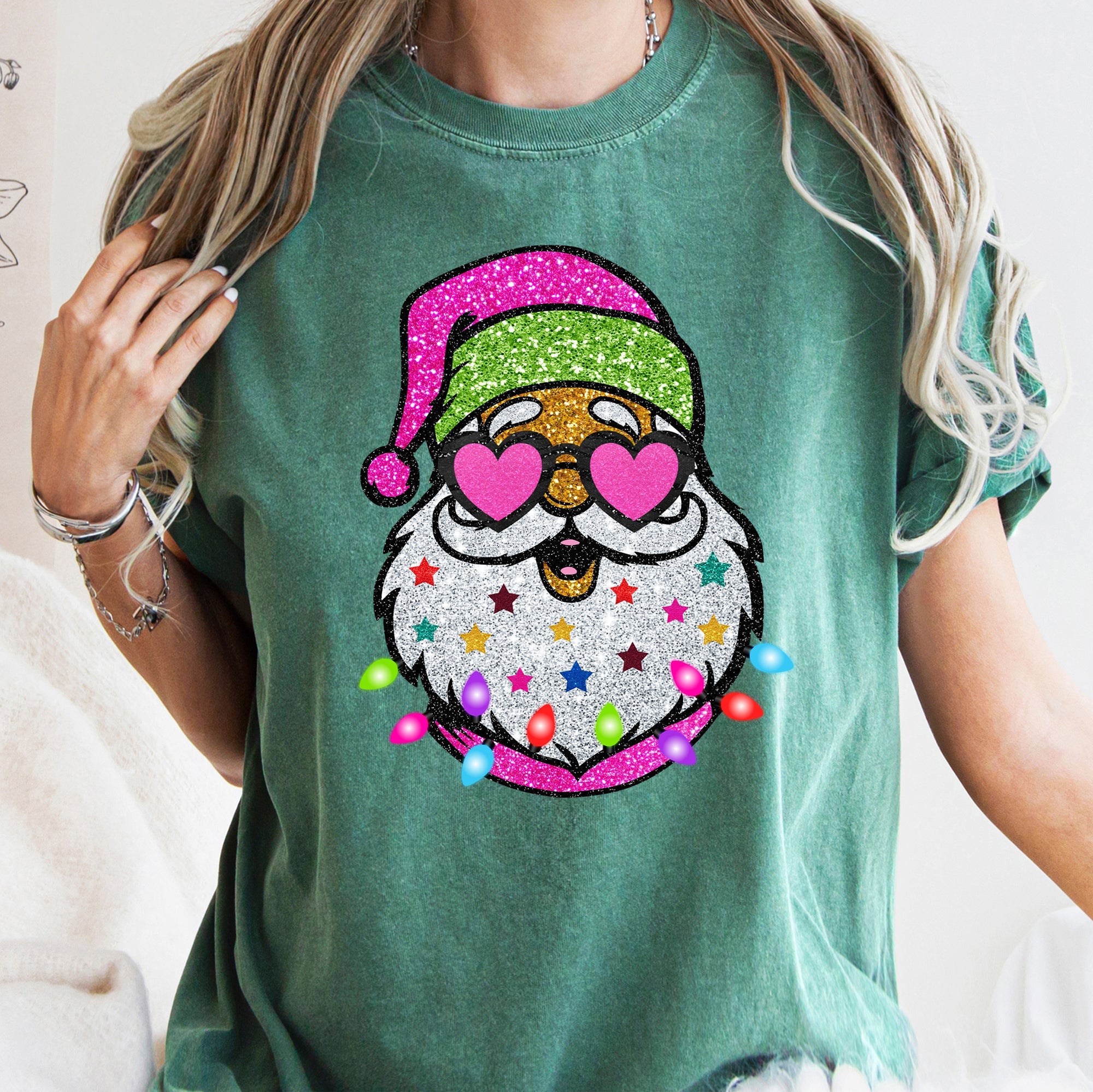 Retro Sparkly Santa Glitter Effect Christmas Vintage Holiday Illustration Comfort Colors Tee