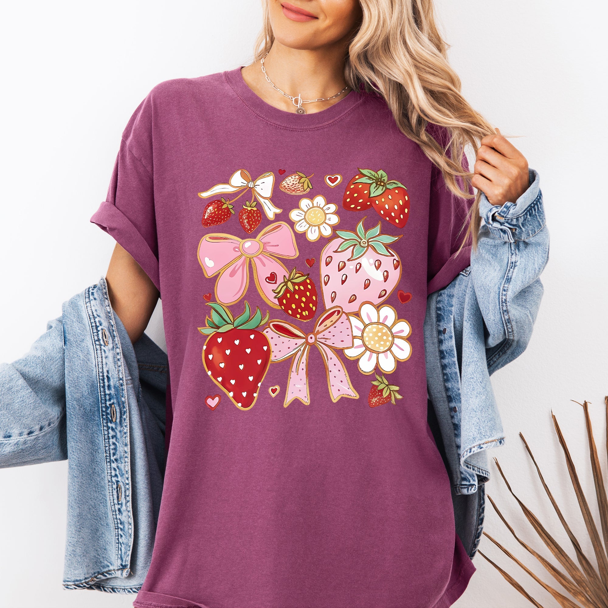 Retro Strawberries And Daisies Vintage Floral Print Pretty Nostalgic Summer Vibe Comfort Colors Tee