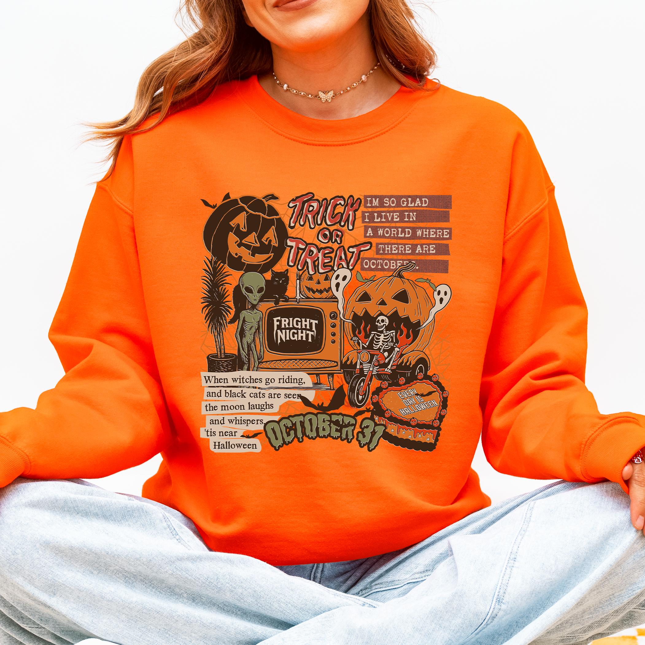 Retro Trick Or Treat Creep Halloween Spooky Vintage Nostalgia Throwback Sweatshirt