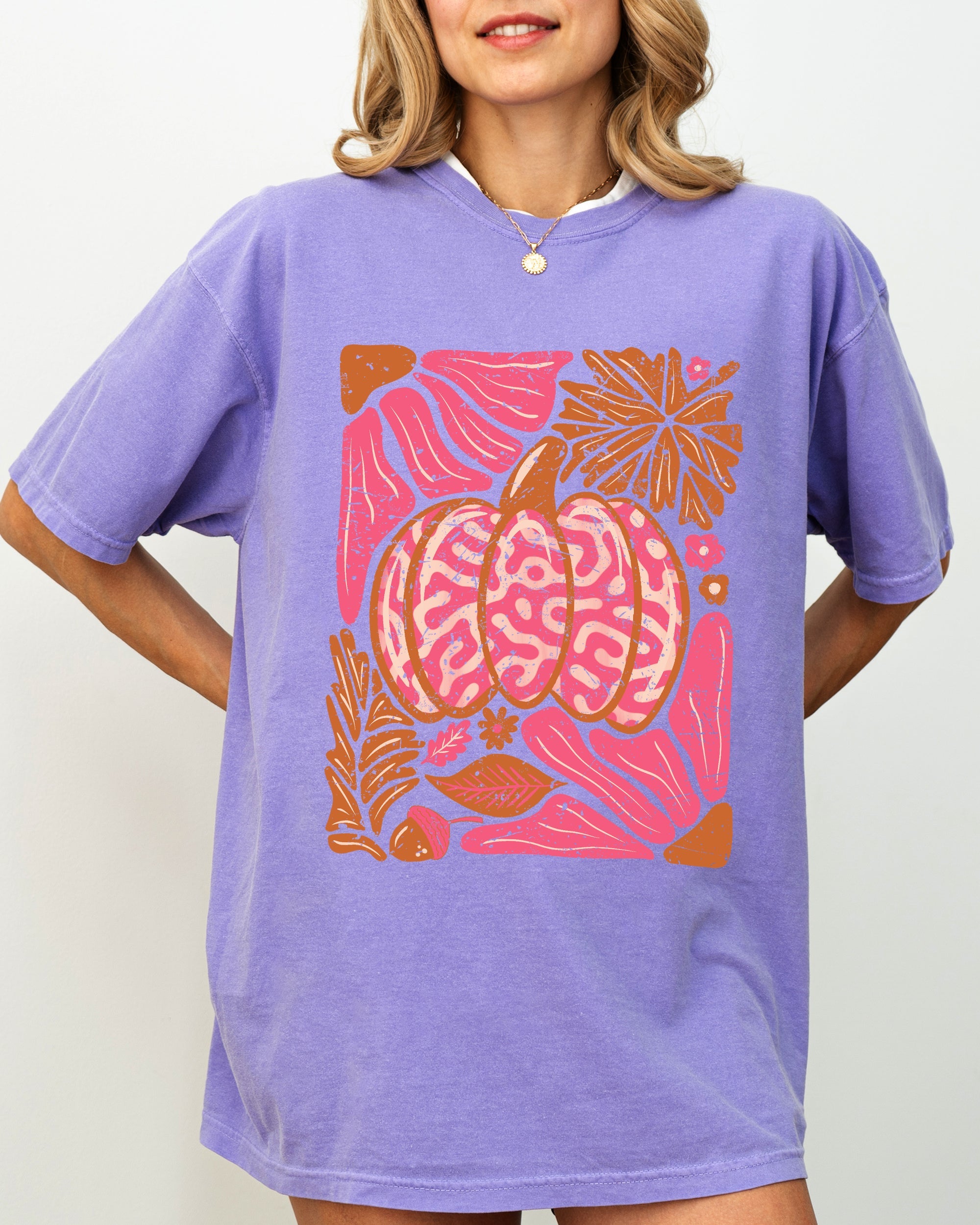 Retro Floral Pumpkin Jack-O-Lantern Harvest Fall Seasonal Design Print Comfort Colors Tee