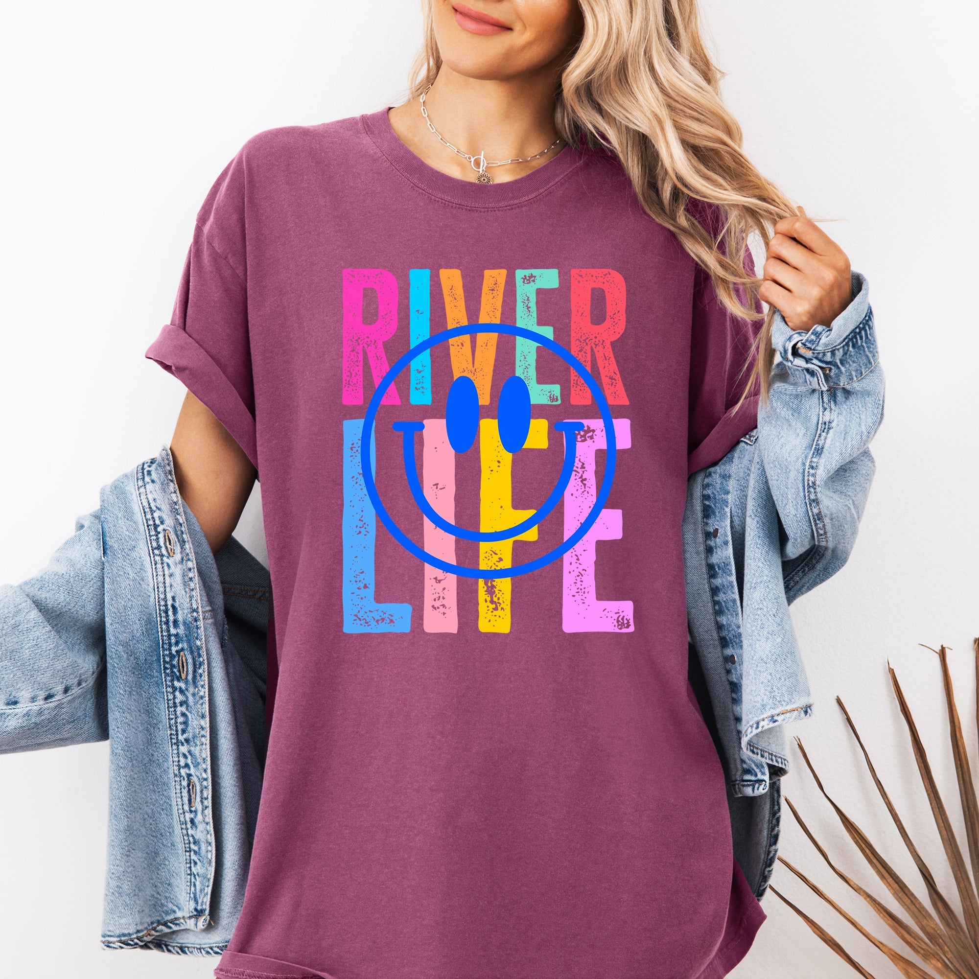 River Life Float Summer River Rat Retro Vintage Vibe Graphic Artwork Edition Comfort Colors Tee