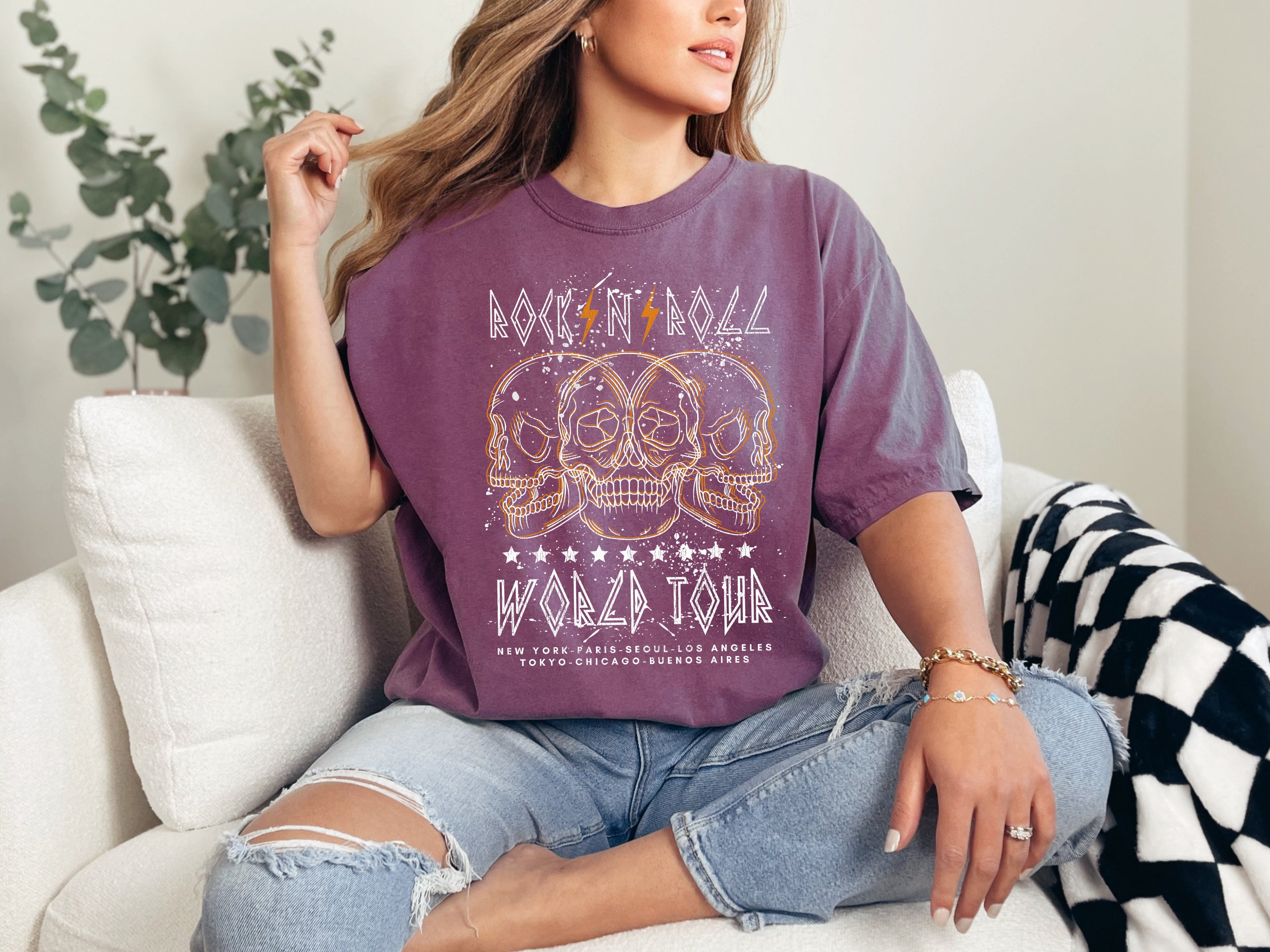 Rock World Tour Skulls Skeleton 80s Classic Rock Music Vintage Concert Artwork Comfort Colors Tee