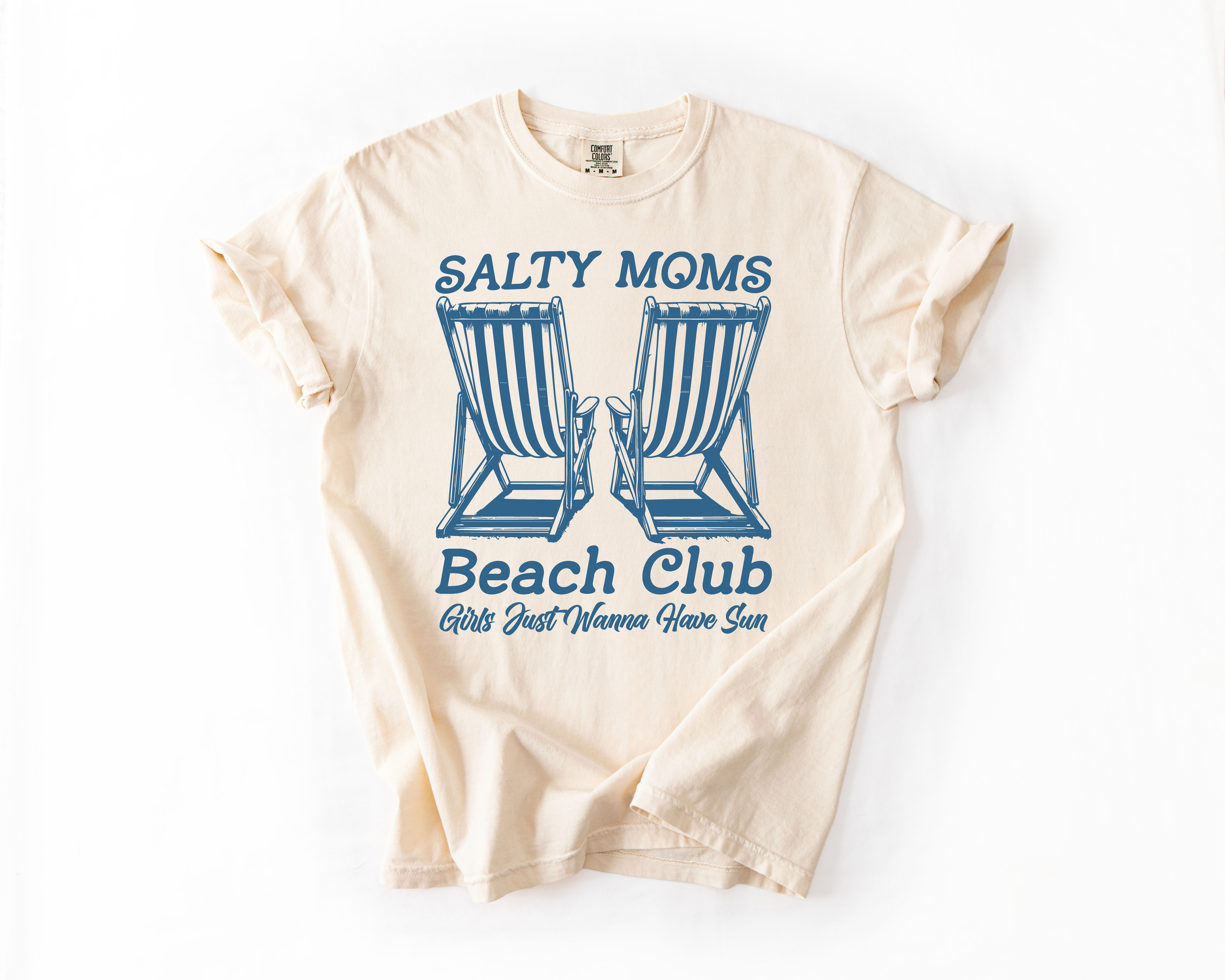 Salty Moms Beach Day Adventure Sunshine Travel Vacation Seaside Memories Comfort Colors Tee