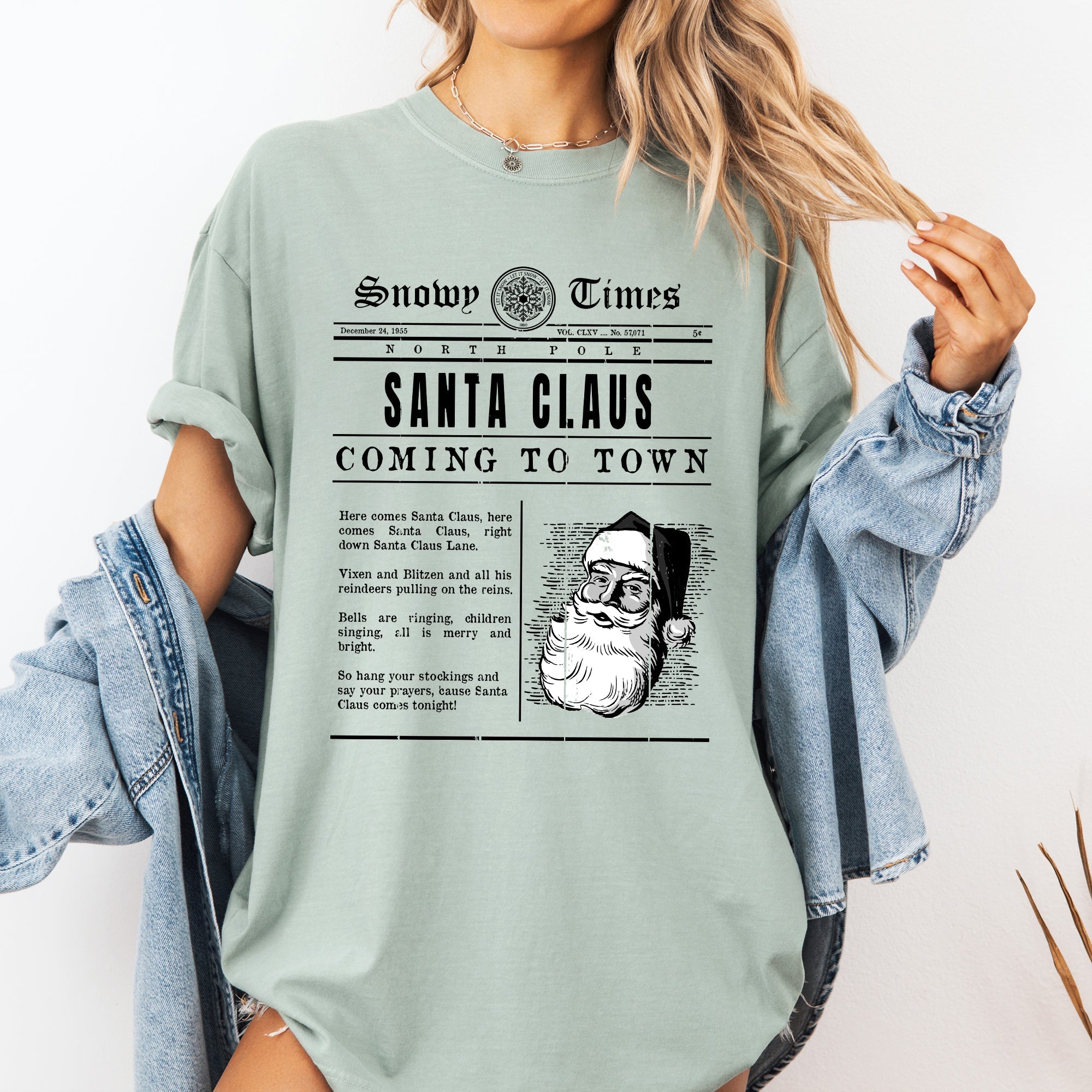 Santa Claus Is Coming To Town Newspaper Winter Snow Xmas Vintage Print Comfort Colors Tee