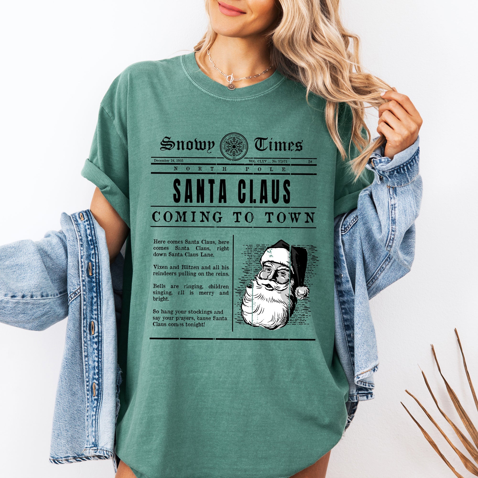 Santa Claus Is Coming To Town Newspaper Winter Snow Xmas Vintage Print Comfort Colors Tee
