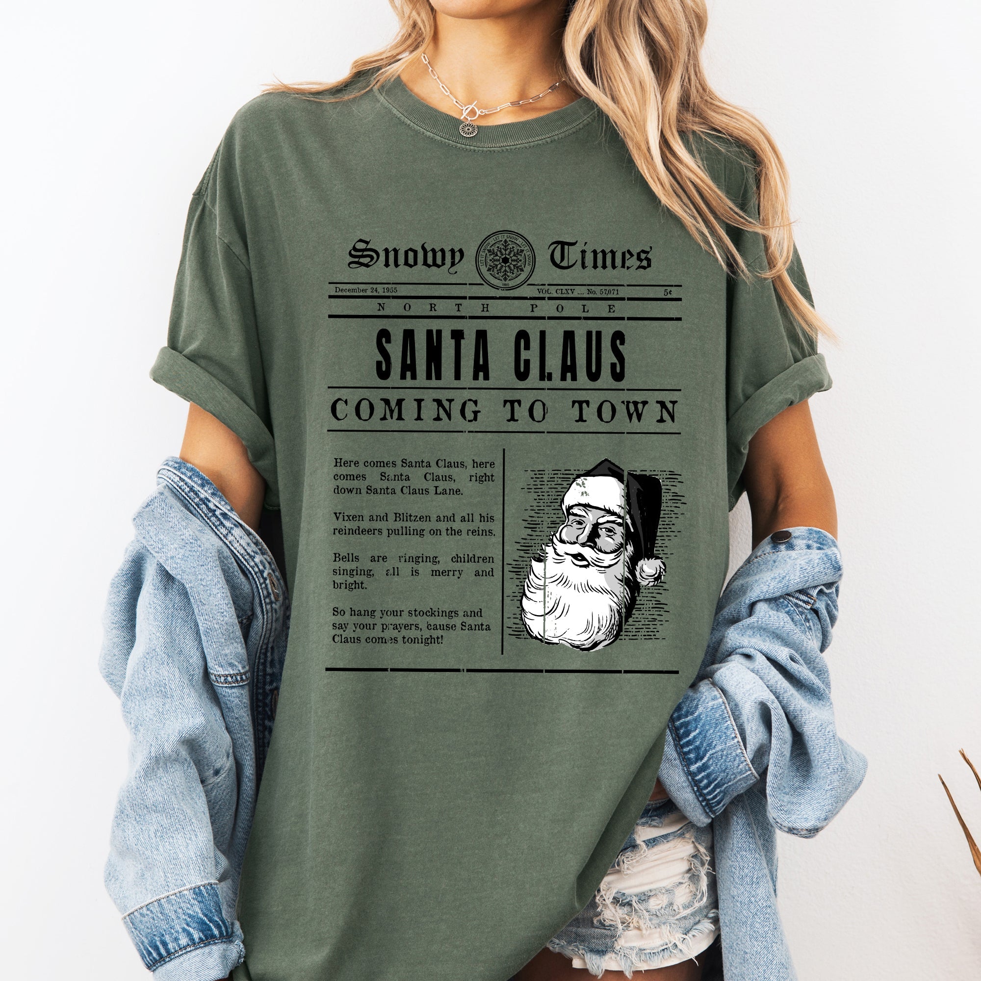 Santa Claus Is Coming To Town Newspaper Winter Snow Xmas Vintage Print Comfort Colors Tee