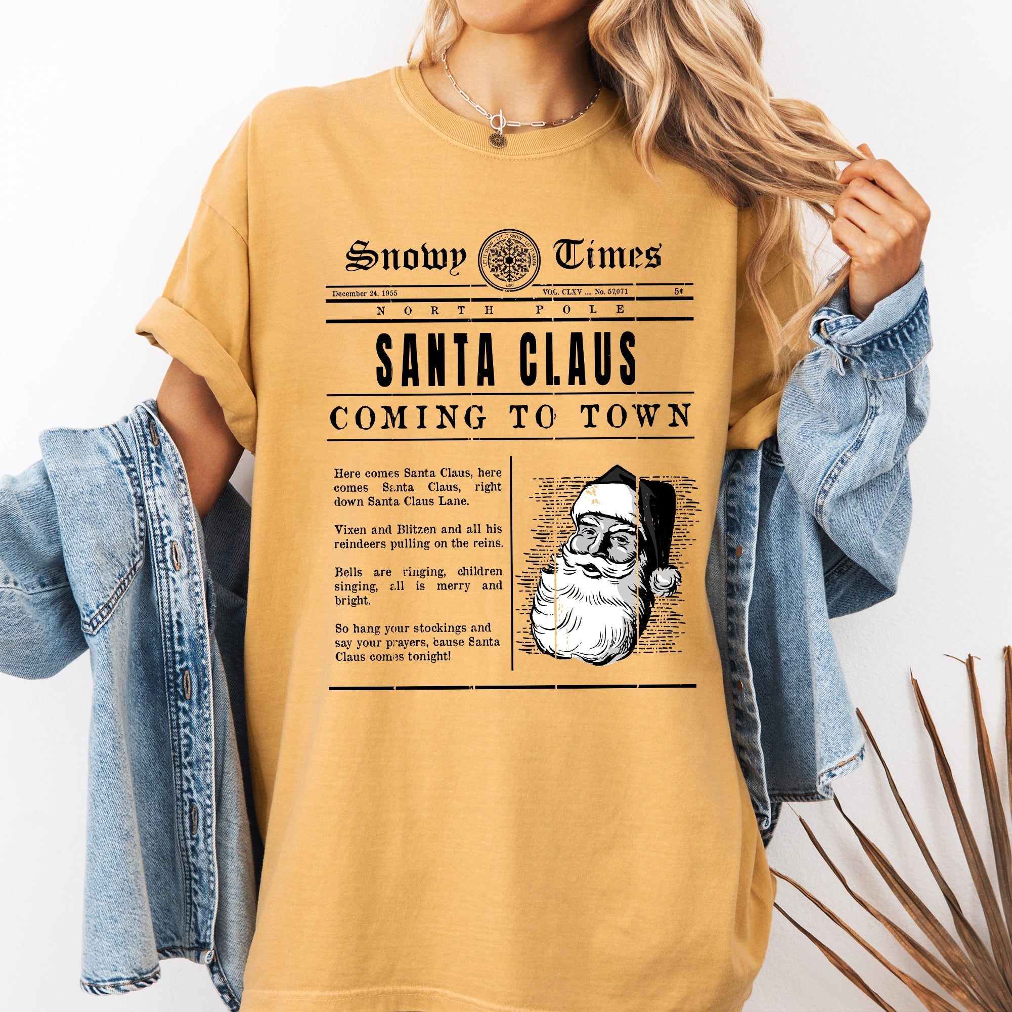 Santa Claus Is Coming To Town Newspaper Winter Snow Xmas Vintage Print Comfort Colors Tee