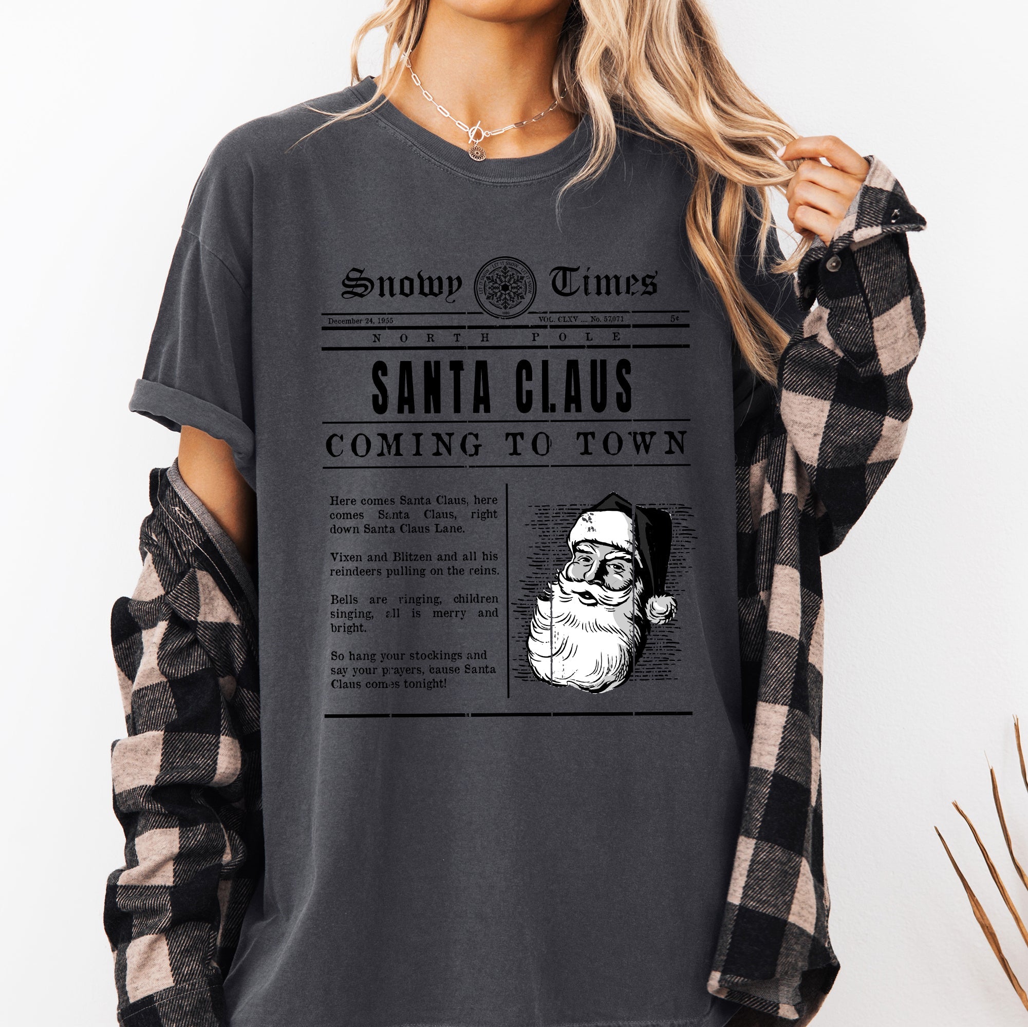 Santa Claus Is Coming To Town Newspaper Winter Snow Xmas Vintage Print Comfort Colors Tee