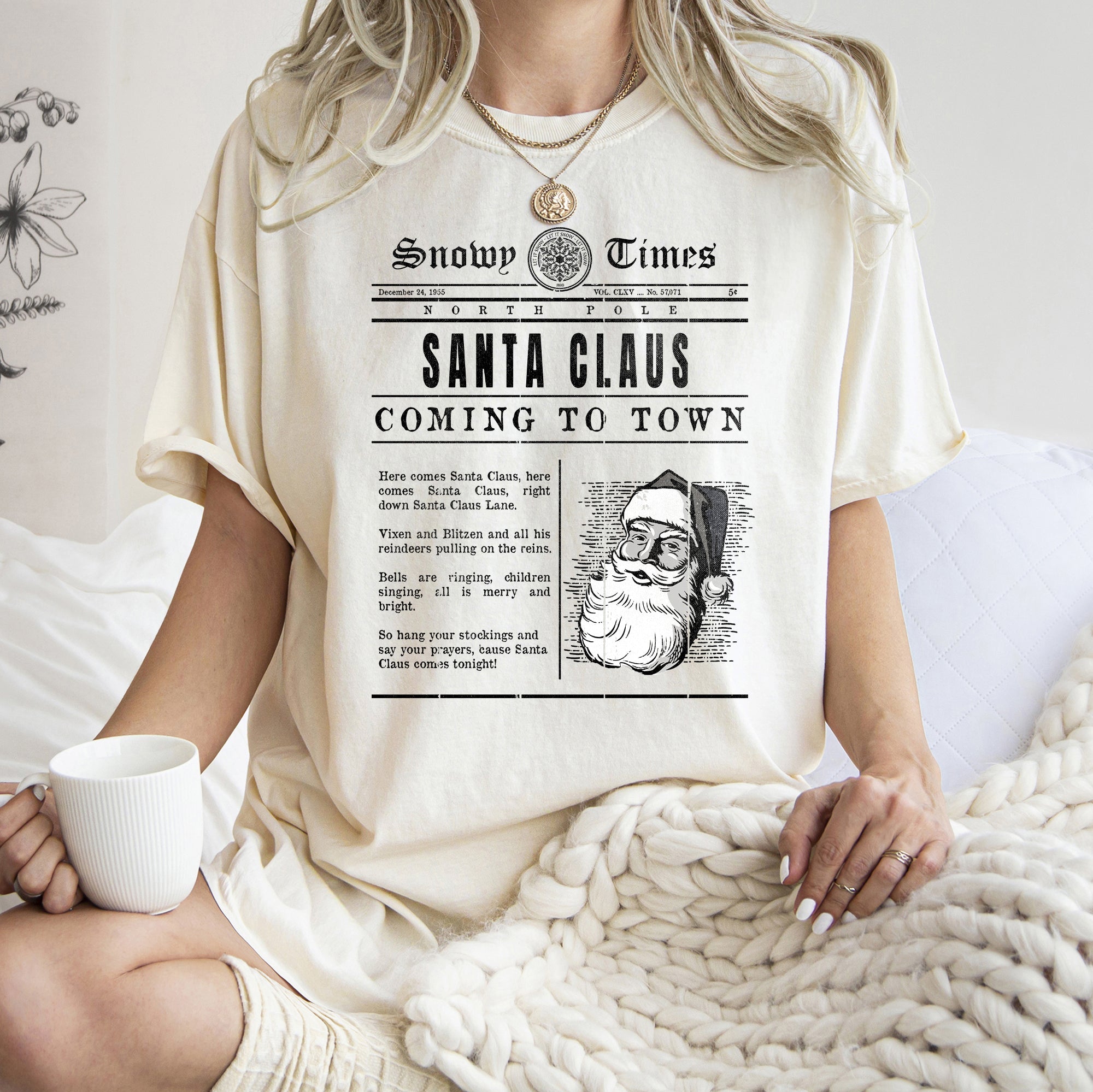 Santa Claus Is Coming To Town Retro Newspaper Vintage Christmas Comfort Colors Tee