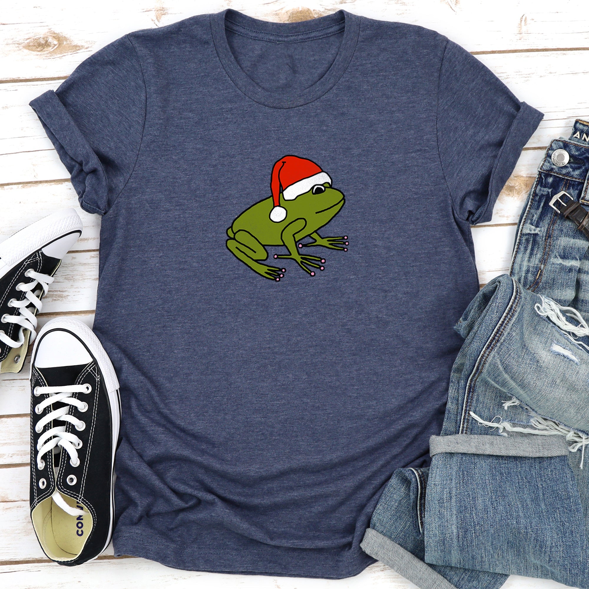 Santa Frog Christmas Retro Toad With Vintage Holiday Pop Art Illustration For A Festive Look Graphic Tee