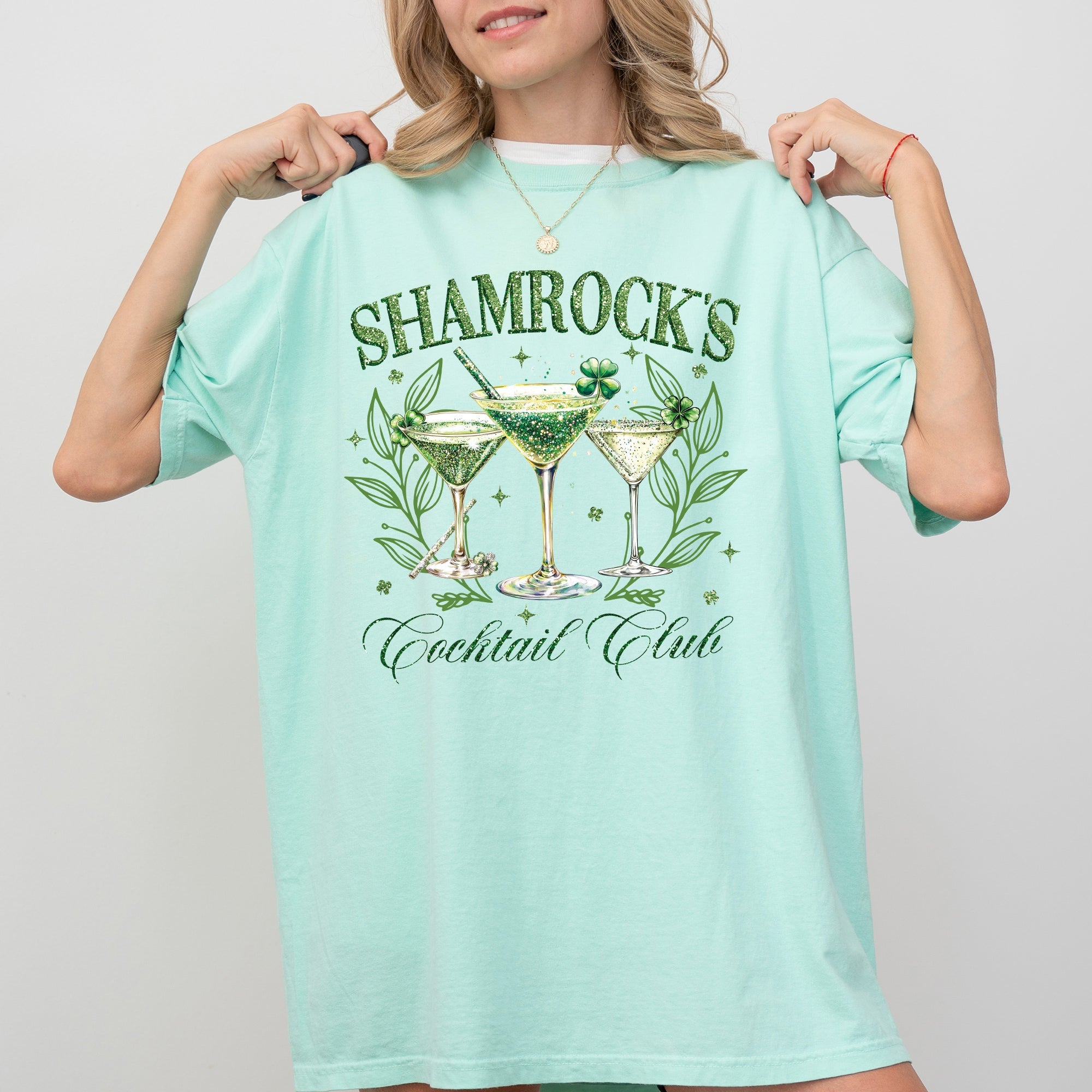 Shamrock's Cocktail Club St Patrick's Day Leprechaun Clover Vintage Edition Comfort Colors Tee