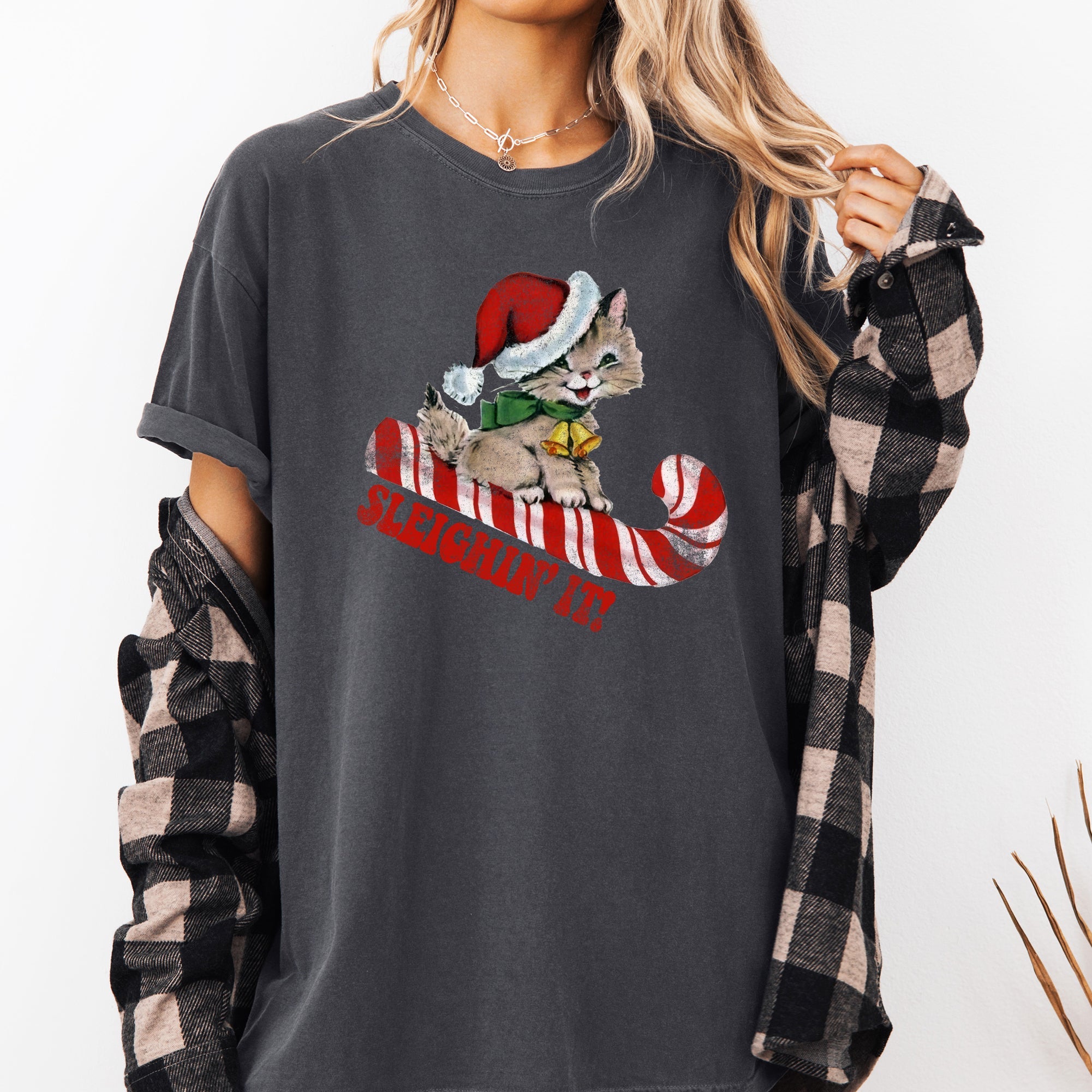 Sleighing It Cute Kitty Cat Christmas Santa Xmas Holiday Cheer Snow Globe Edition Comfort Colors Tee